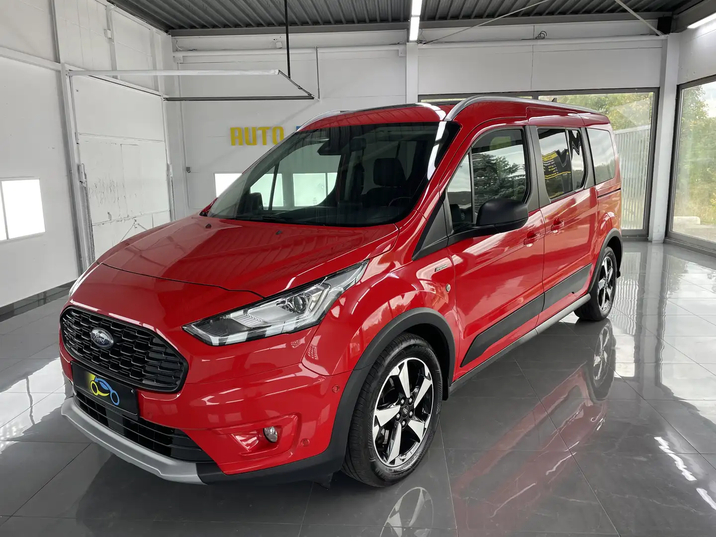 Ford Tourneo Connect Grand Tourneo Connect 1.5 TDCi Active Rouge - 1