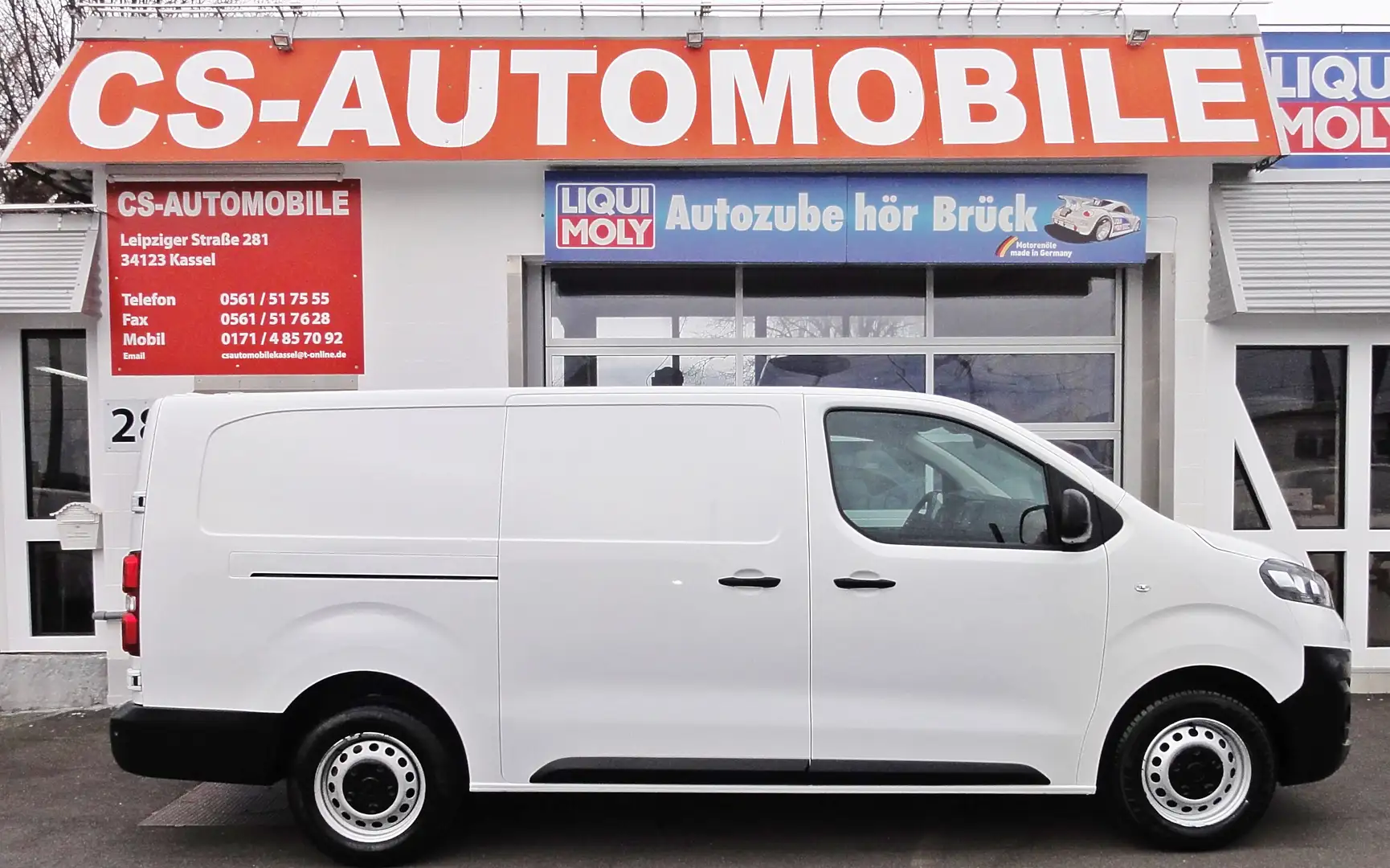 Opel Vivaro Vivaro 2,0 l CDTI 90 KW Klima L3 lang Navi  LKW Weiß - 1