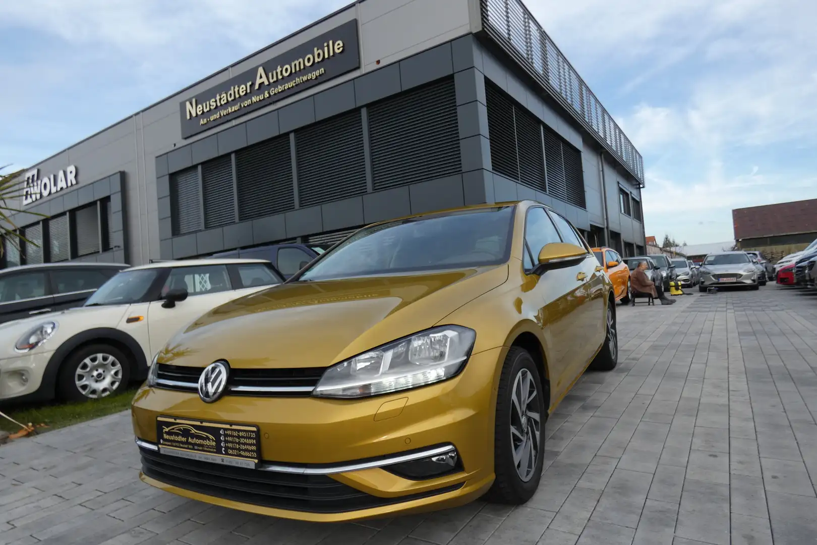 Volkswagen Golf Sound Start-Stopp  32.000 KM!! Beige - 1