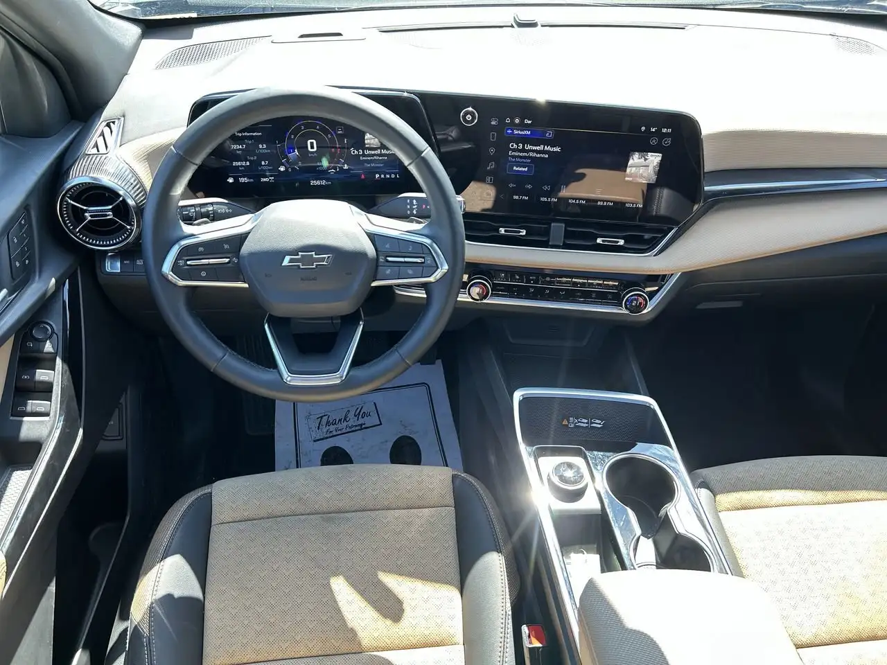Chevrolet Equinox снимка Chevrolet Equinox