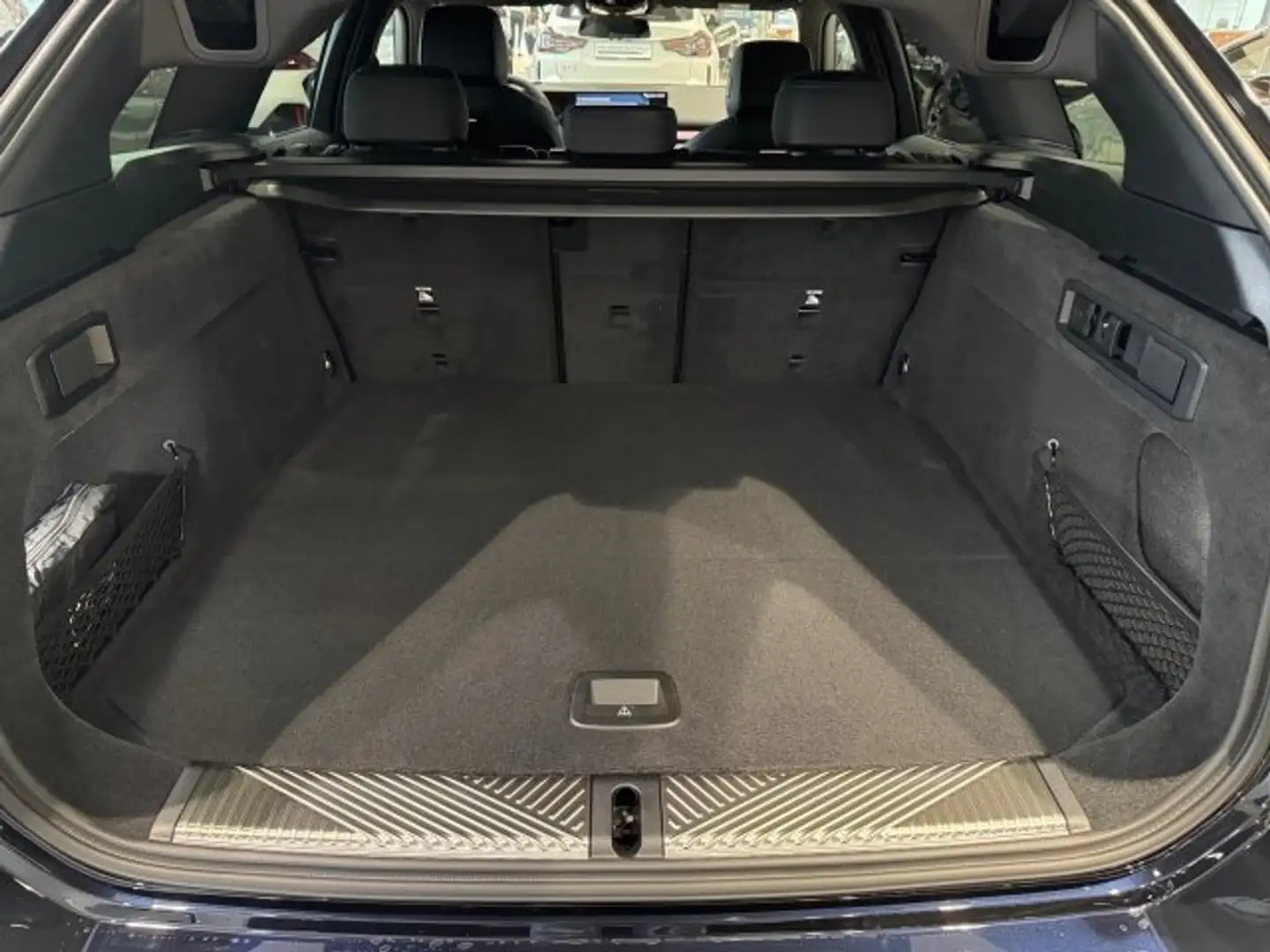 BMW i5 eDrive40 Touring G61 Nero - 2