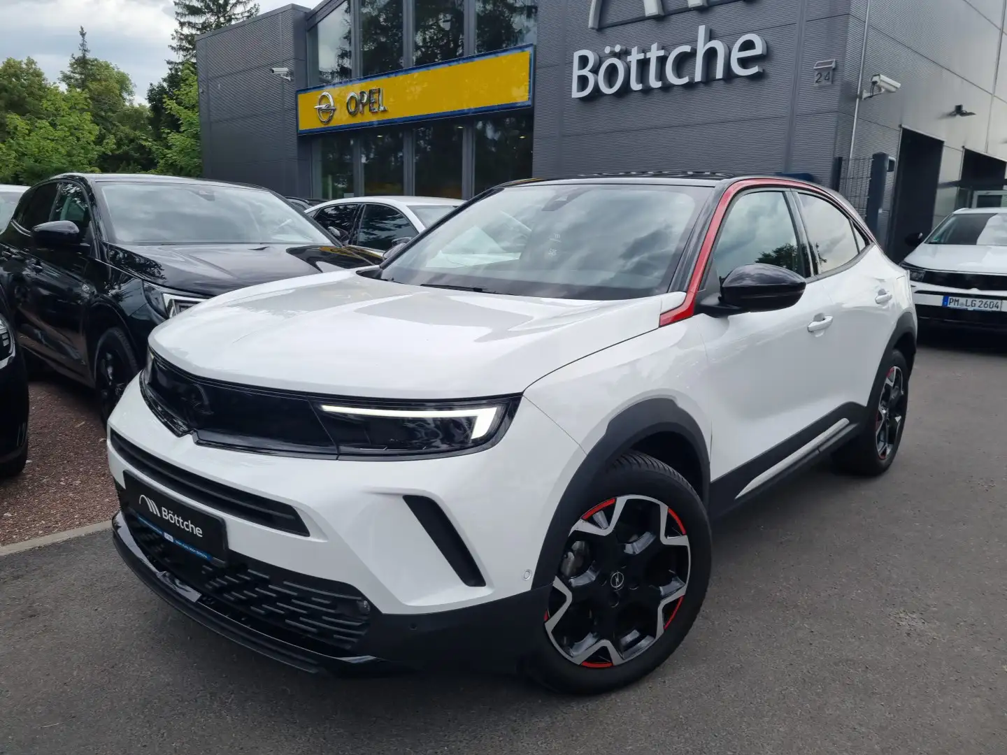 Opel Mokka 1.2 GS Line LED/Navi/SHZ/DAB+/PDC/180°Kamera Weiß - 2