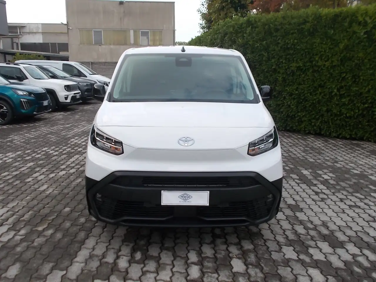 Toyota Proace City 1.5D 100cv versione Comfort — photo 1 of 10