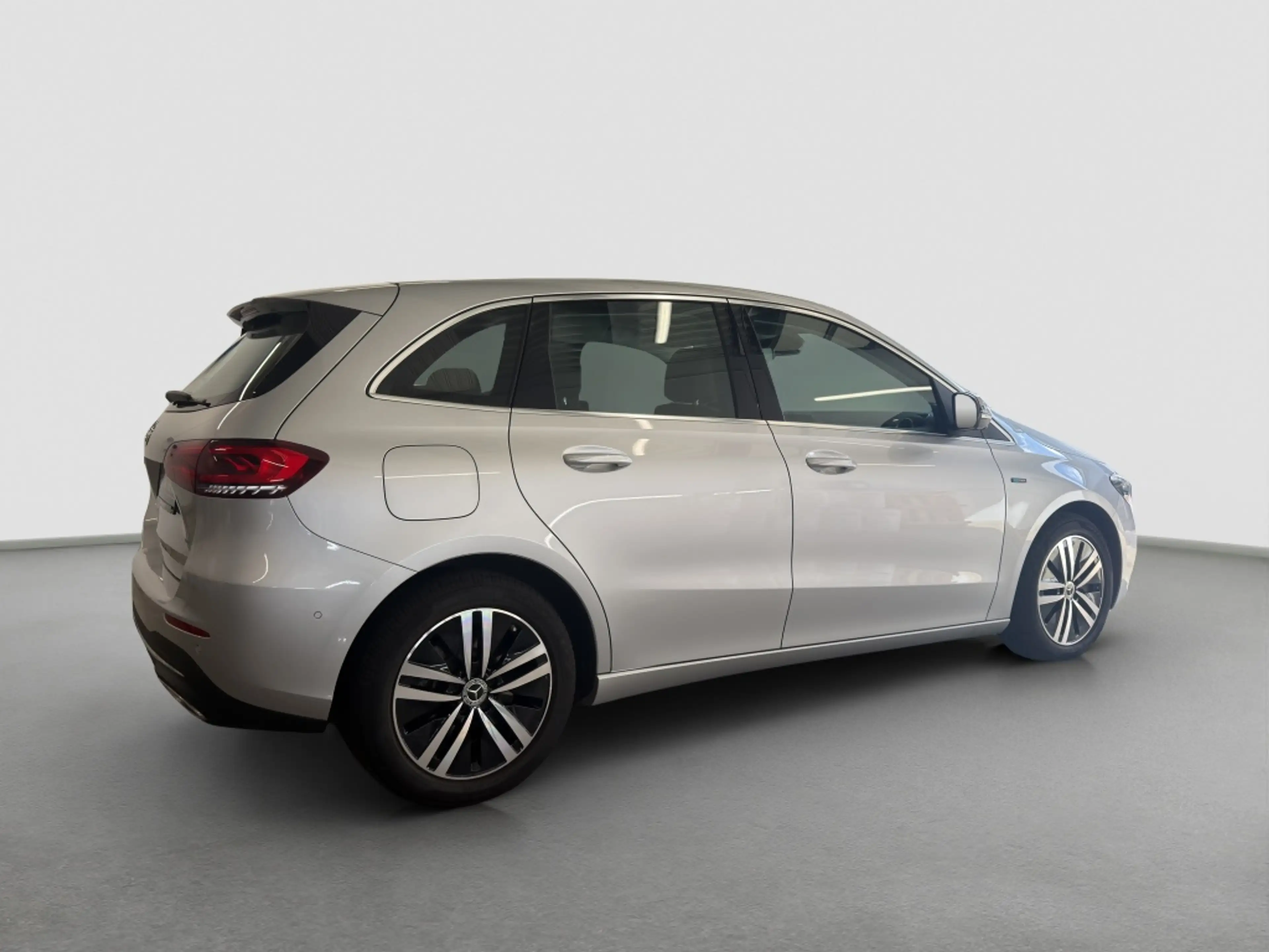 Mercedes-Benz B 250 e AHK*Navi*360*Fernlichtass.*LED*PDC*SpurH — photo 2