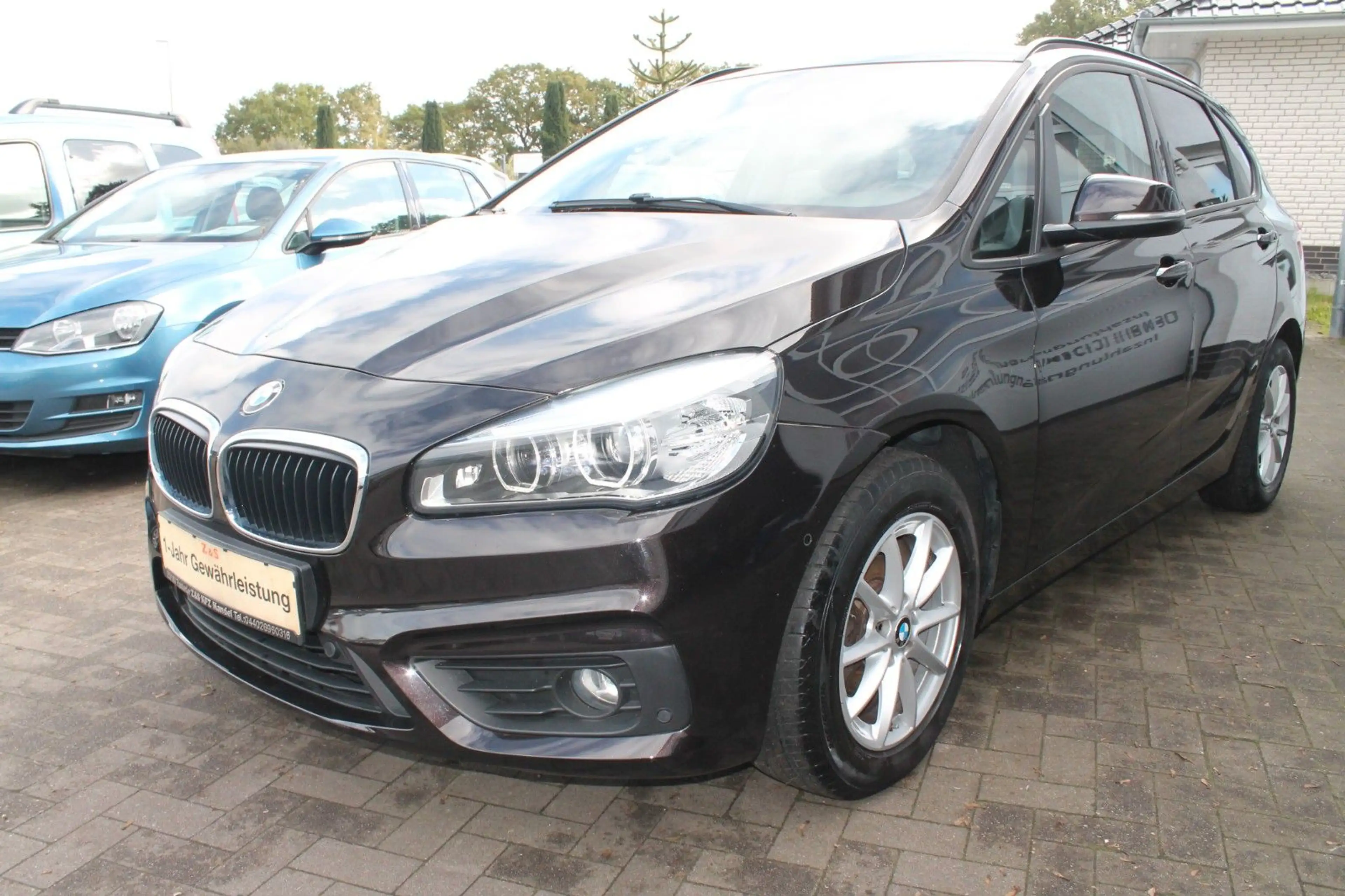 BMW 218 i Active Tourer Advantage *TÜV-NEU* — photo 2