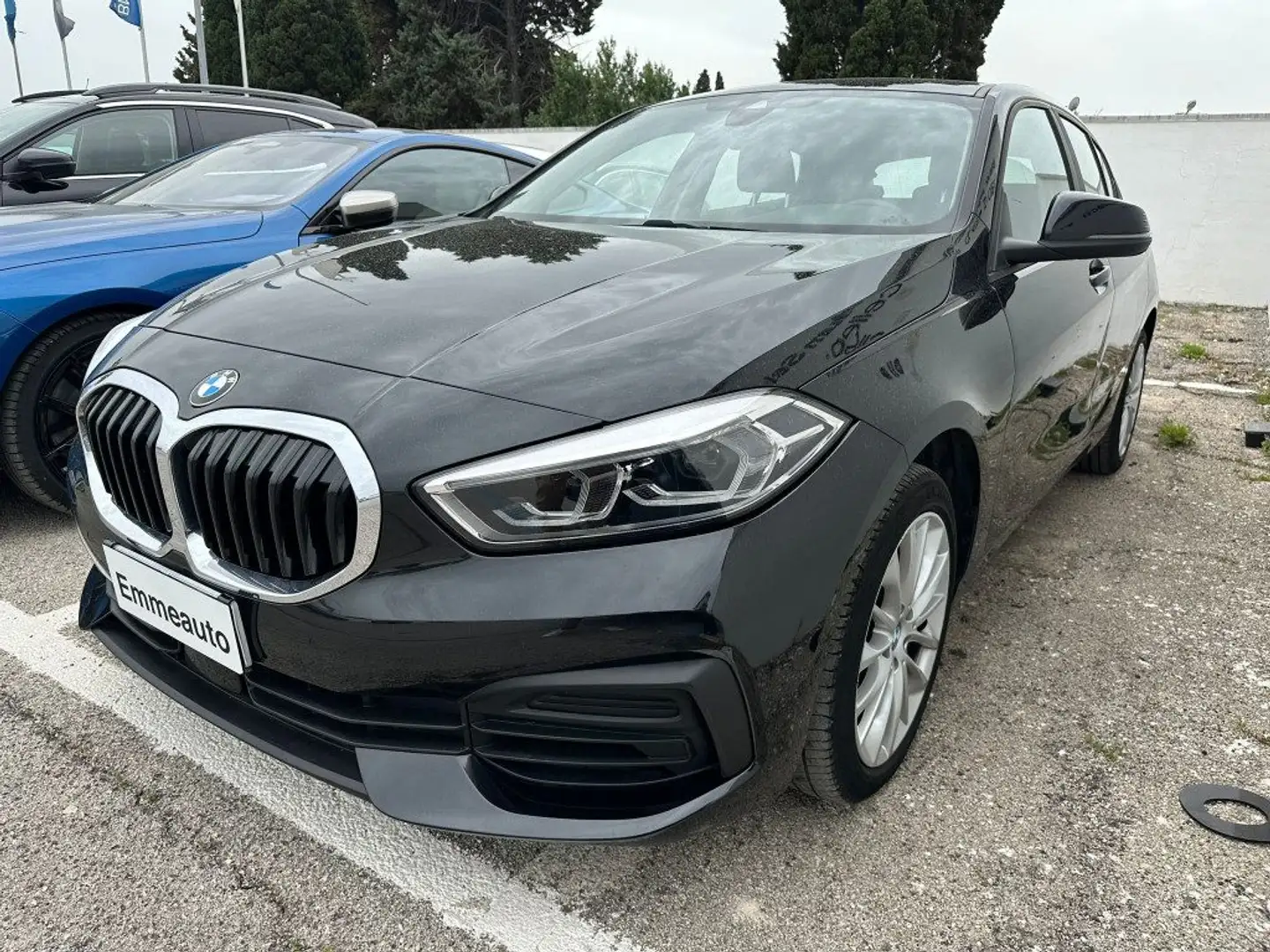 BMW 120 i 5p. Business Advantage Black - 1