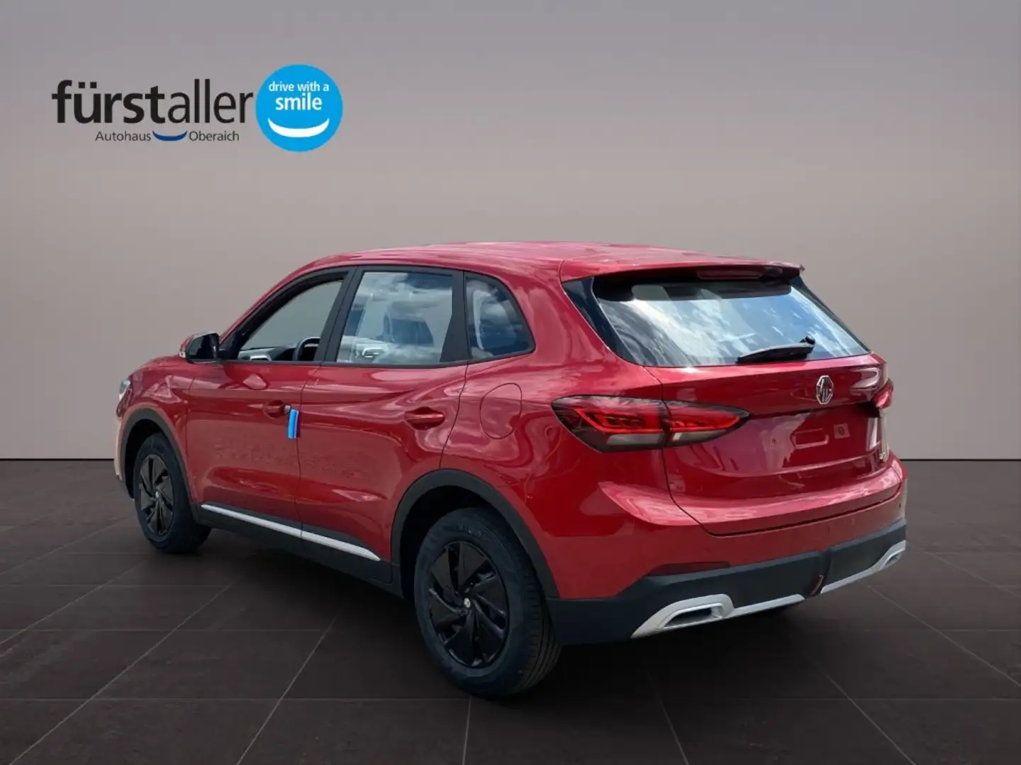 MG ZS + 1,5 MT Standard Rojo - 2