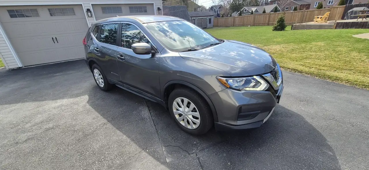 Nissan Rogue снимка Nissan Rogue