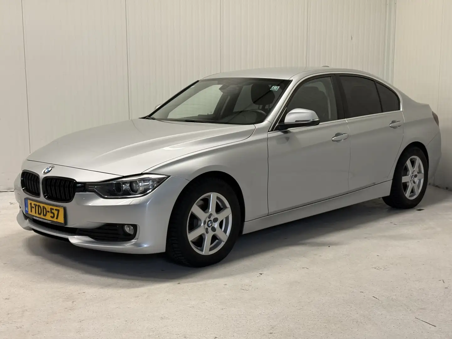 BMW 320 3-serie 320d EfficientDynamics Edition High Execut Gris - 1