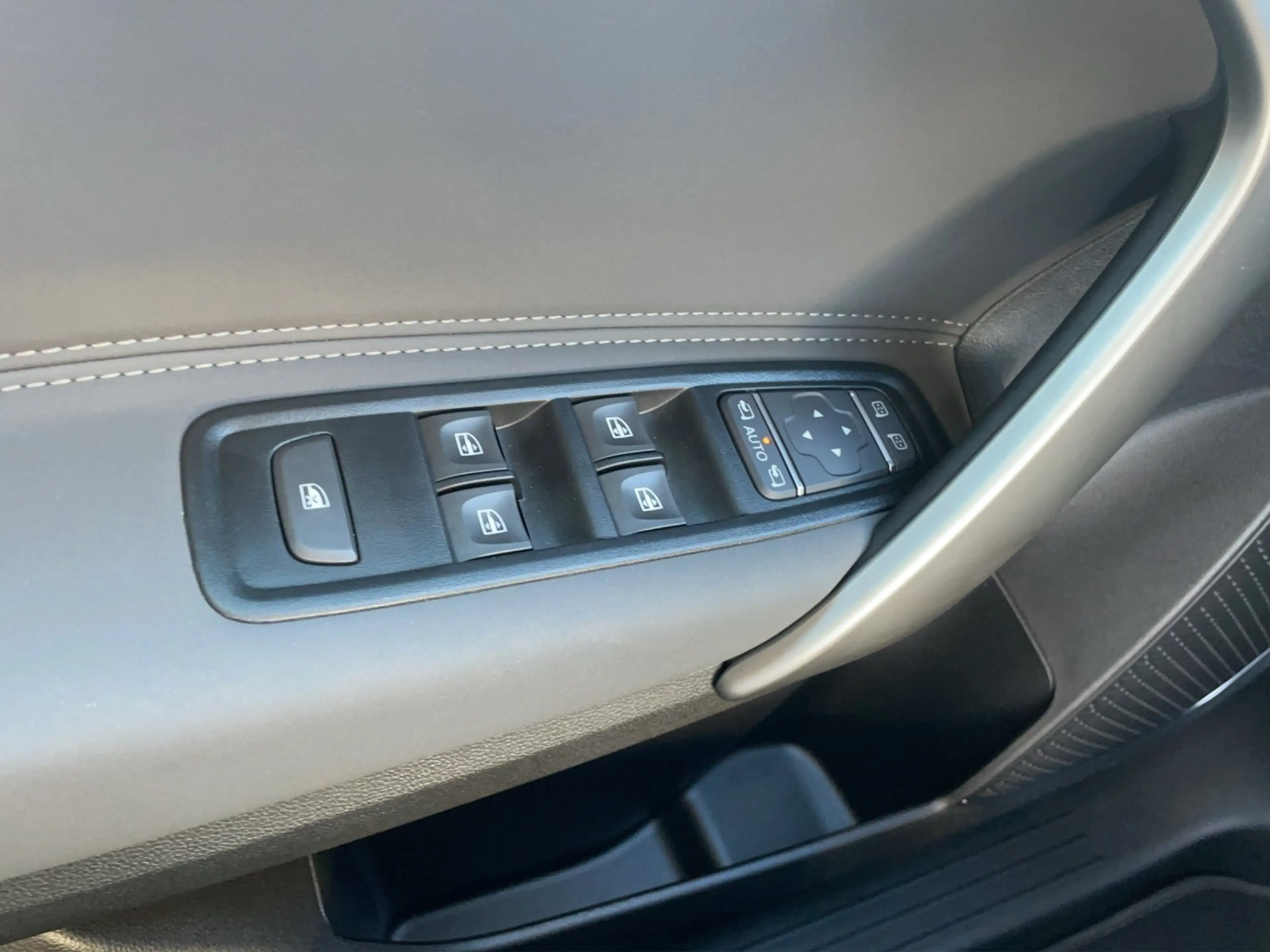 Mercedes-Benz EQT 200 L Progres 7-Sitze Navi-/Winter-/Park-Pkt — photo 7