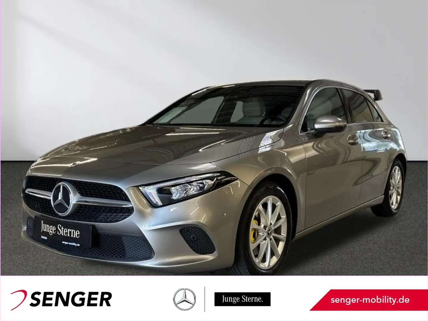 Mercedes-Benz A 200 Progressive Ambiente MBUX-Navi LED AHK Argent - 1