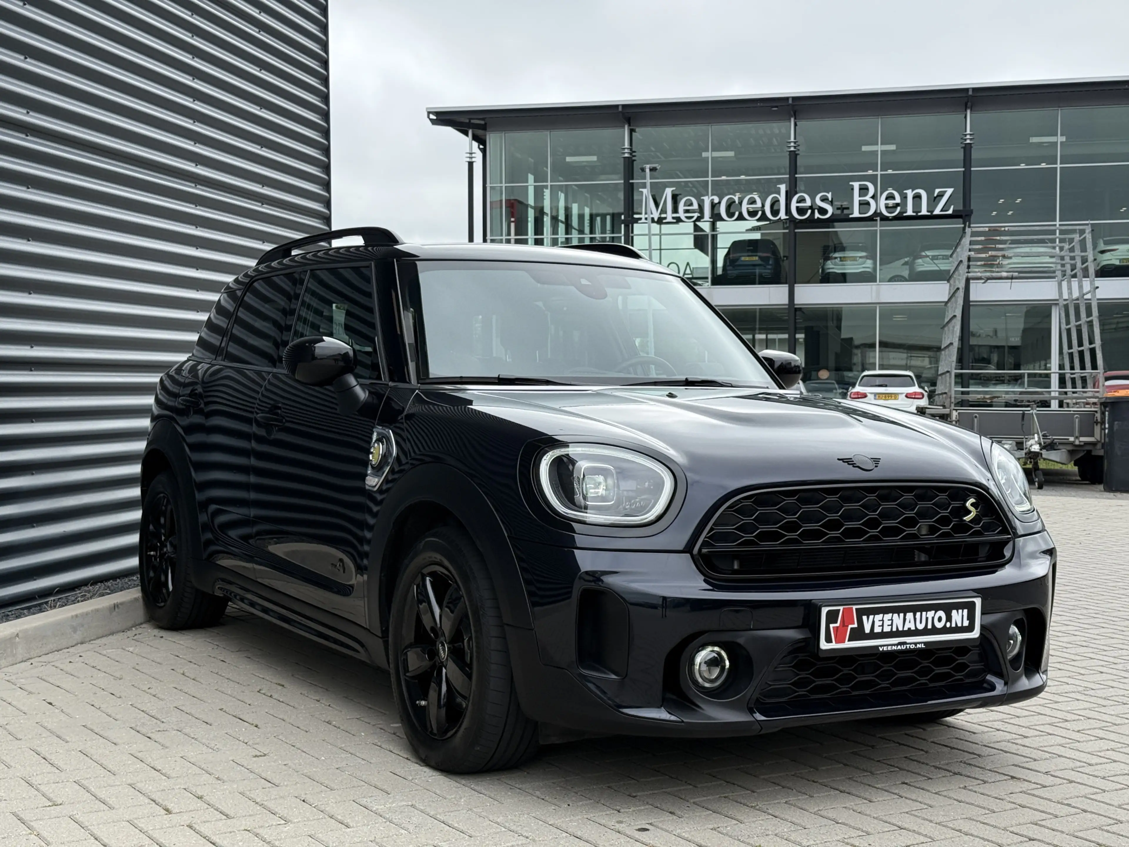 MINI Cooper SE Countryman 2.0 ALL4 Leder/Apple/Camera — photo 3