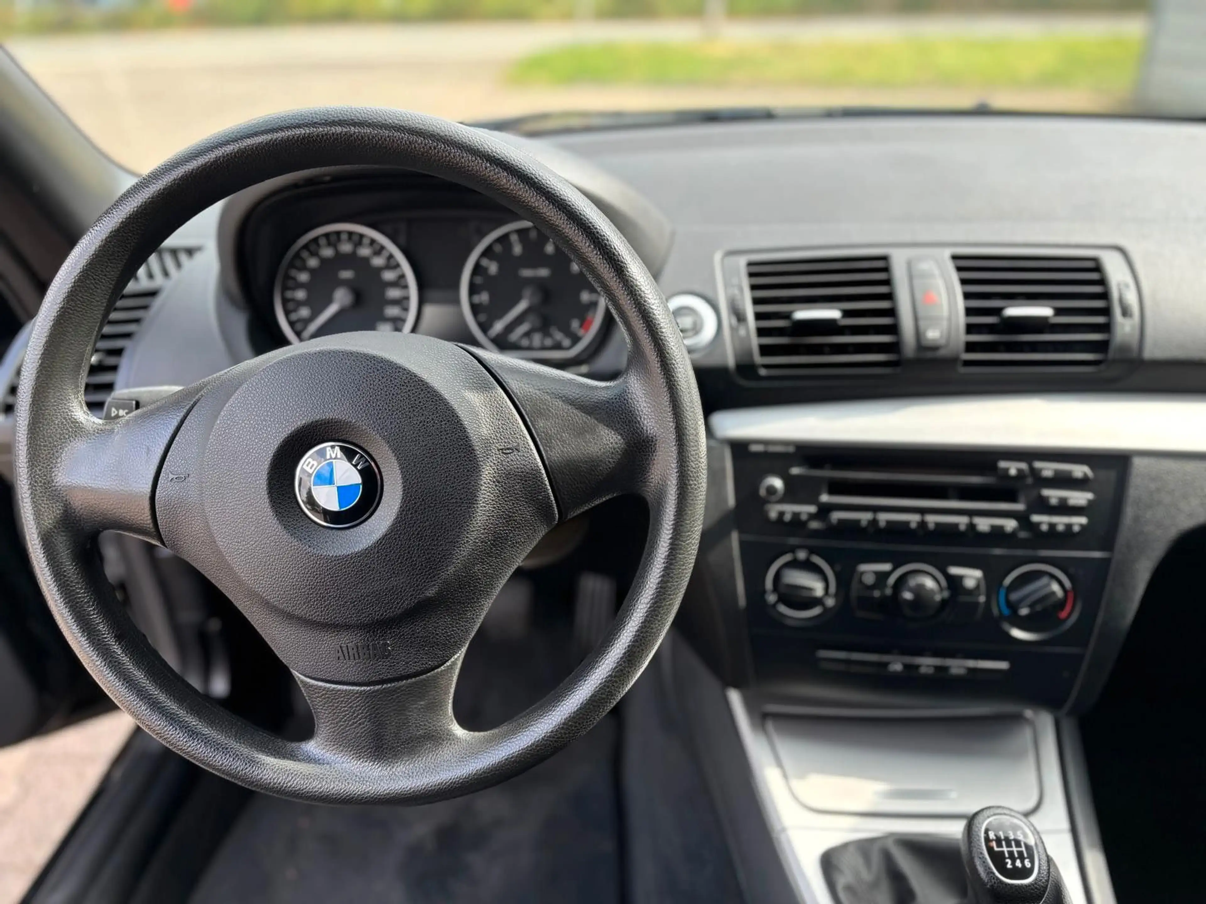 BMW 118 1 Cabrio 118 i Cabrio, 1 Jahr Gewährleistung — photo 10