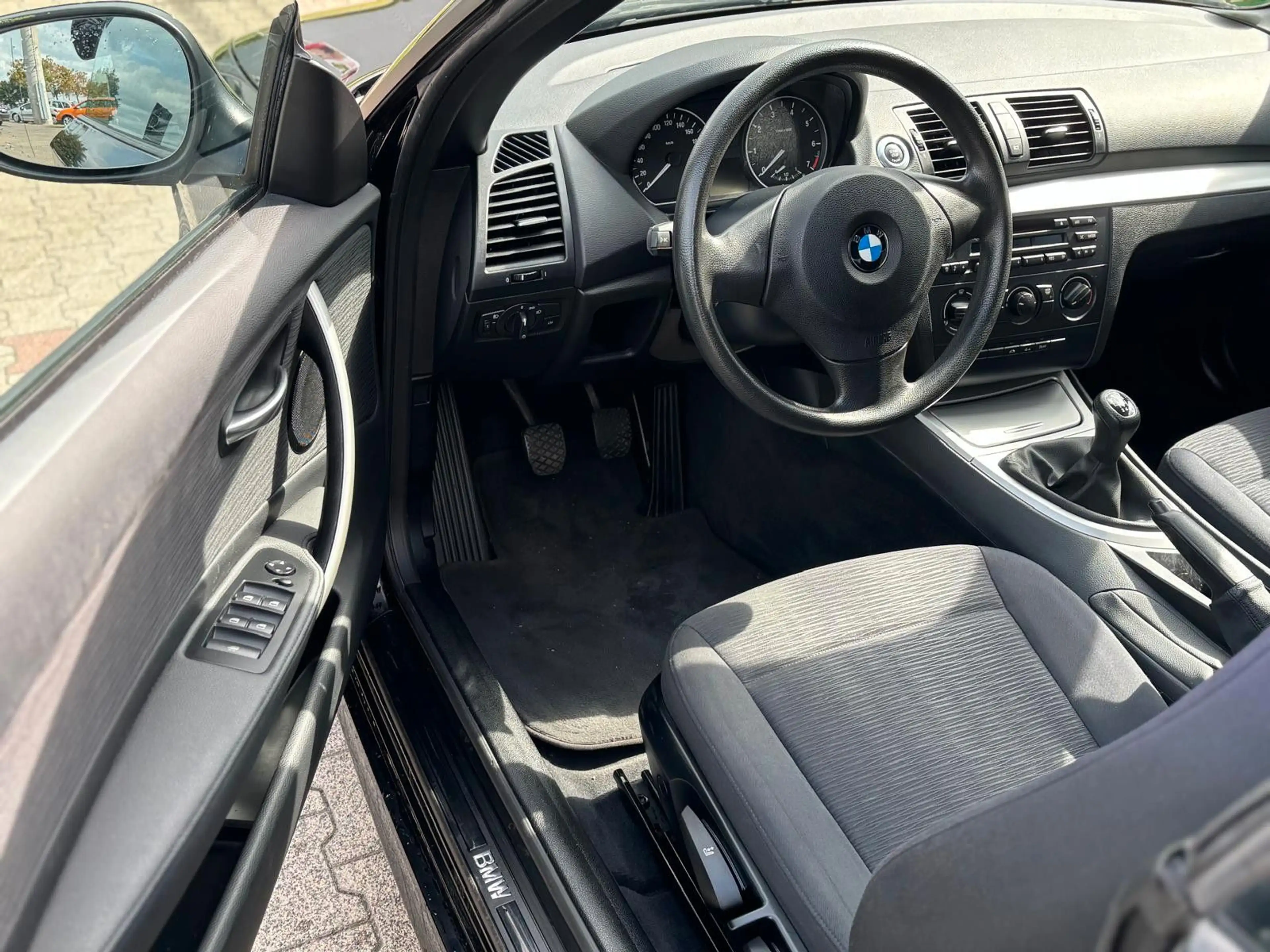BMW 118 1 Cabrio 118 i Cabrio, 1 Jahr Gewährleistung — photo 8