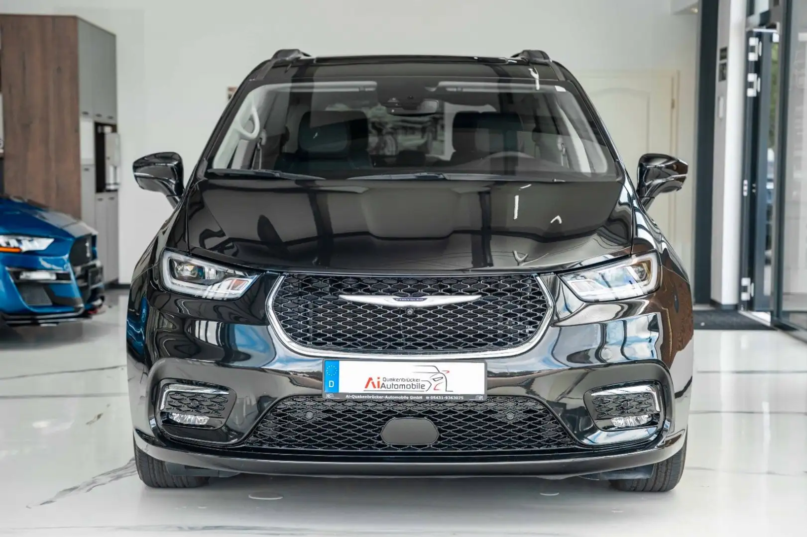 Chrysler Pacifica 3,6 LIMITED  S LED ACC 7 SITZER 360 Noir - 2