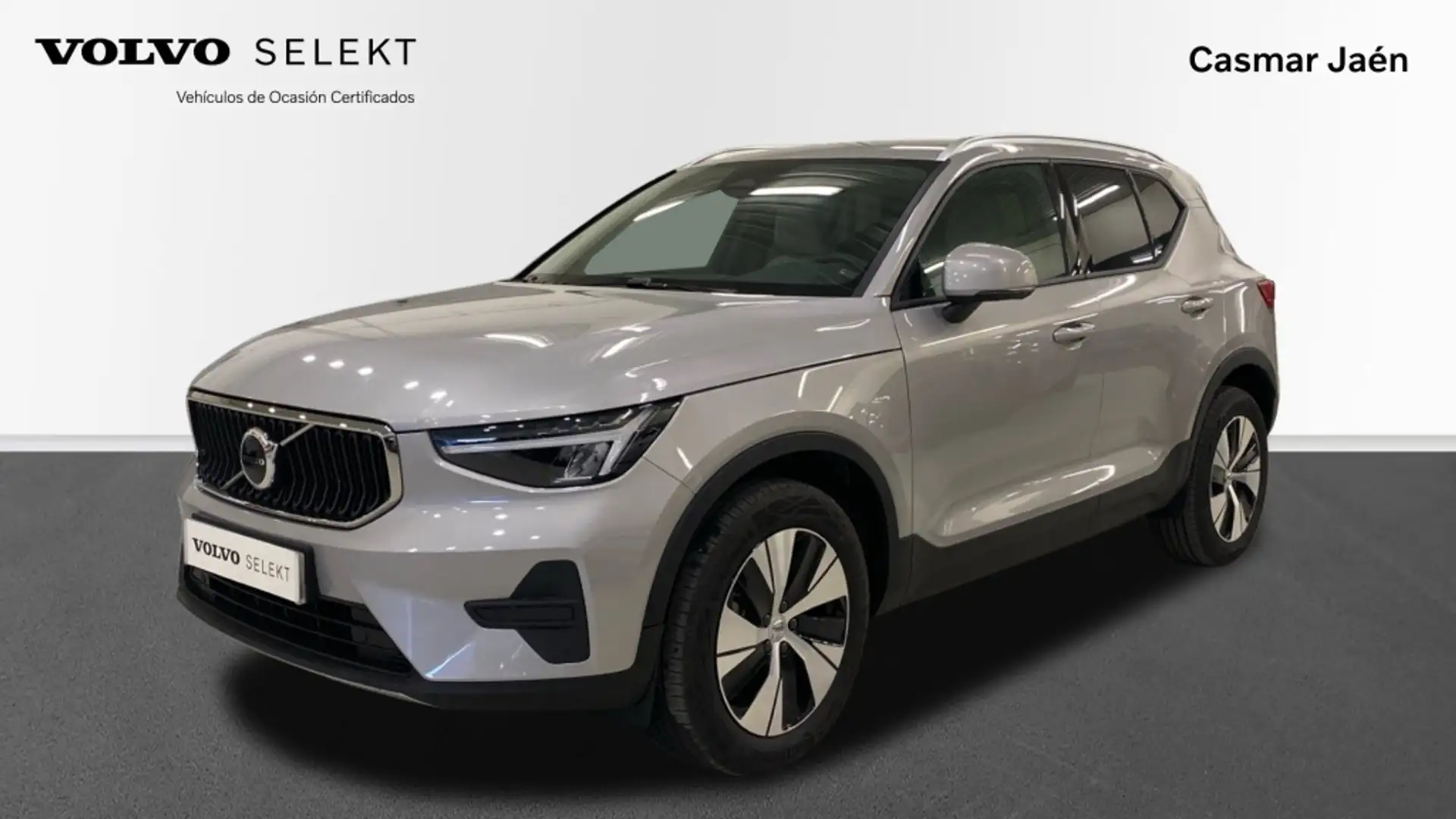 Volvo XC40 B3 Core Aut. Gris - 1