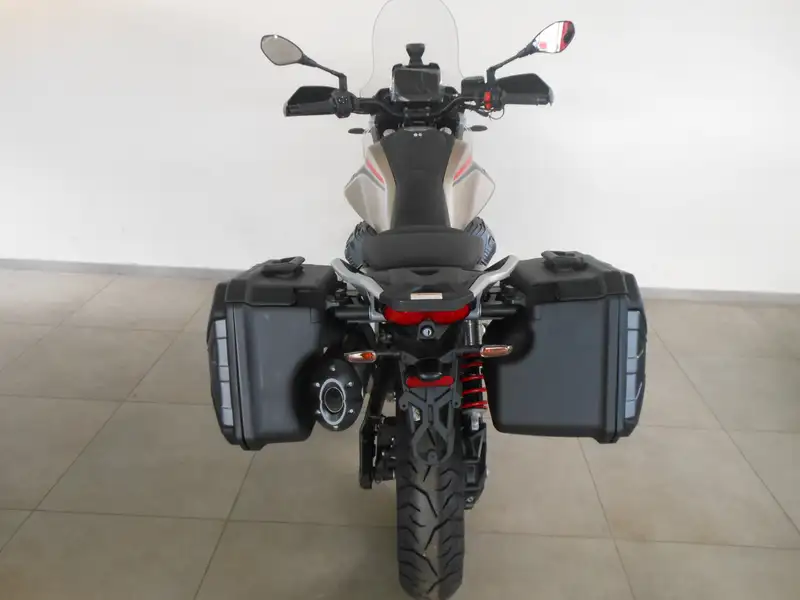 Moto Guzzi V 85 TT - foto 3