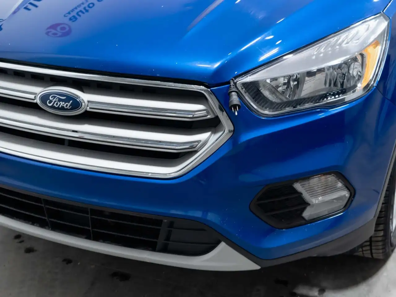 Ford Escape снимка Ford Escape