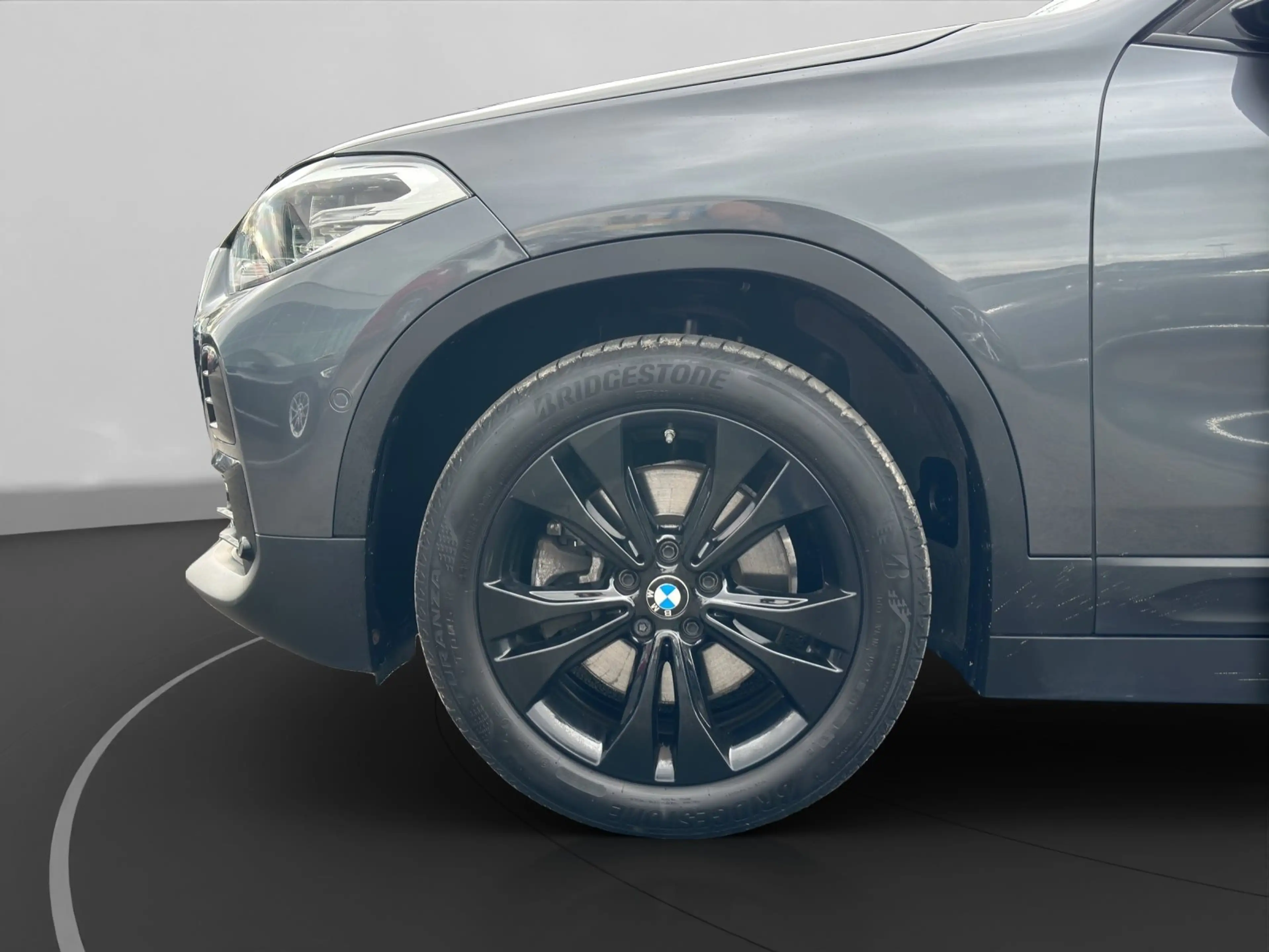 BMW X2 xDrive25d Modell Advantage AHK HiFi LED RFK Navi K — photo 14