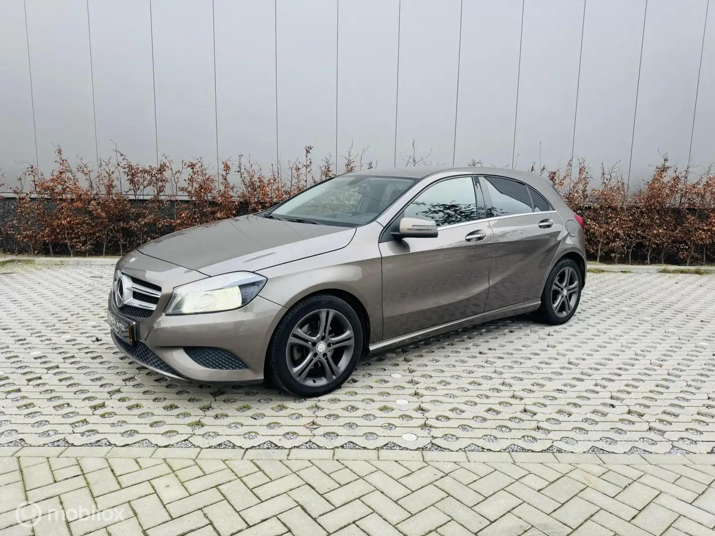 Mercedes-Benz A 200 Ambition Šedá - 1