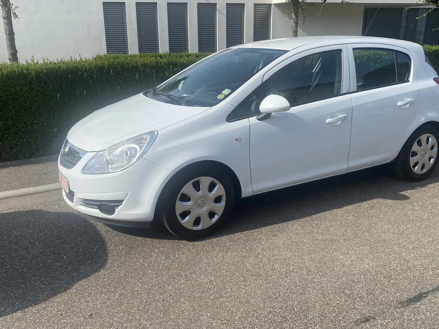 Opel Corsa Model D kann o. Bank u. Schufa finanziert werden - 1