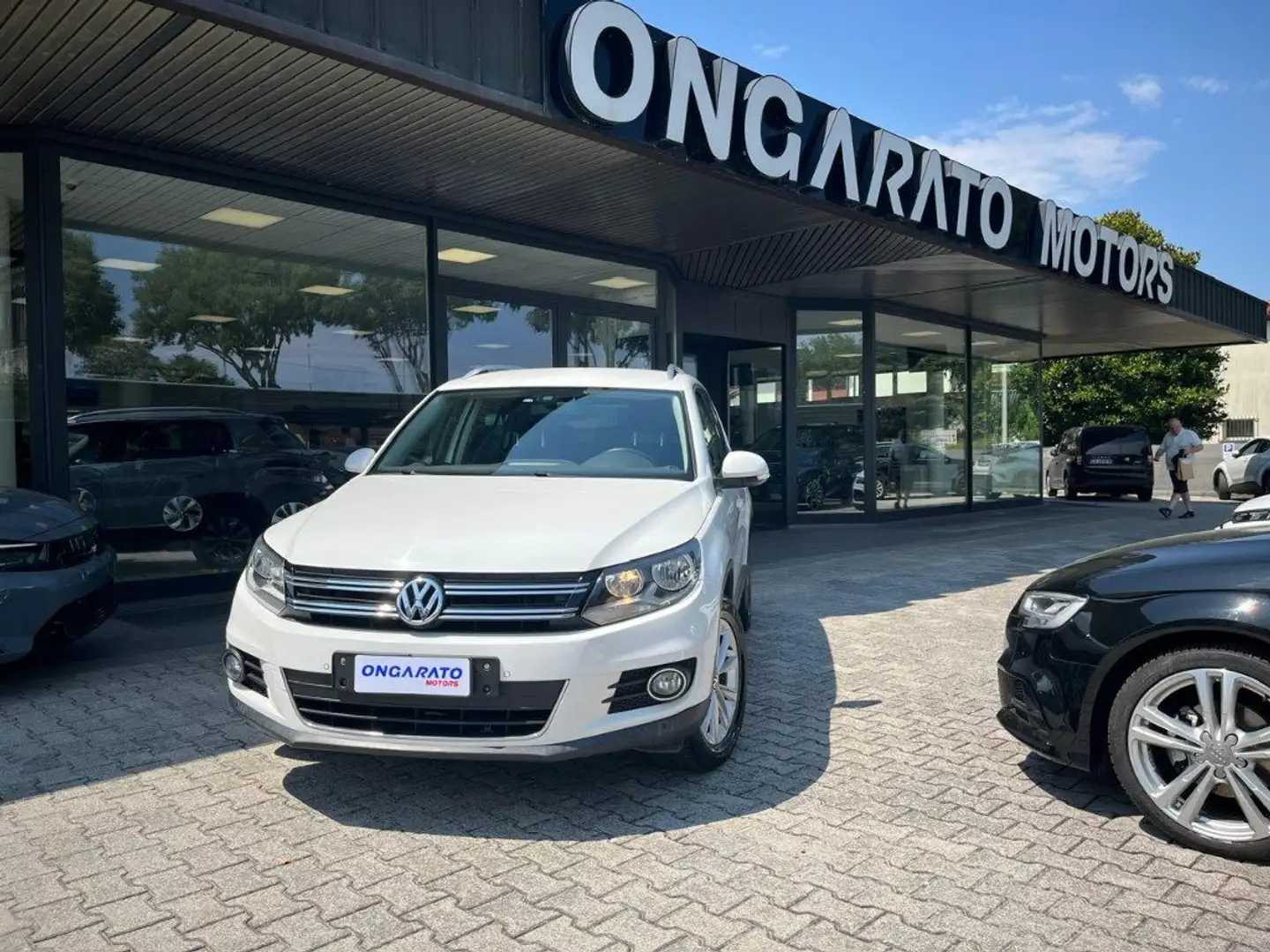 Volkswagen Tiguan 2.0 TDI 140CV 4MOTION DSG Sport & Style Bianco - 1
