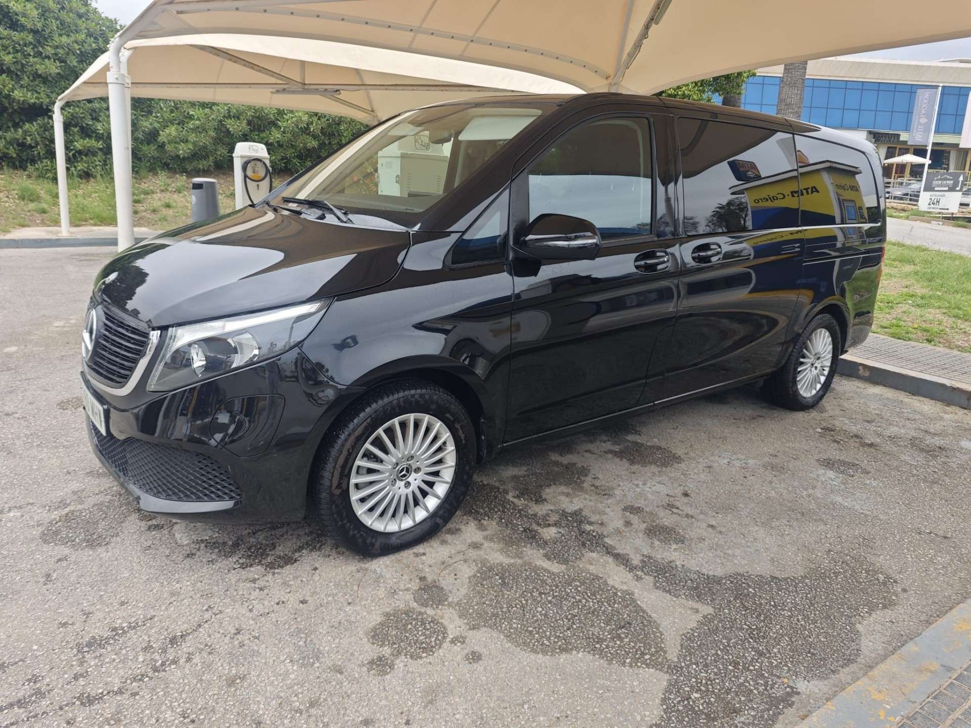 Mercedes-Benz EQV 300 Larga - foto 1