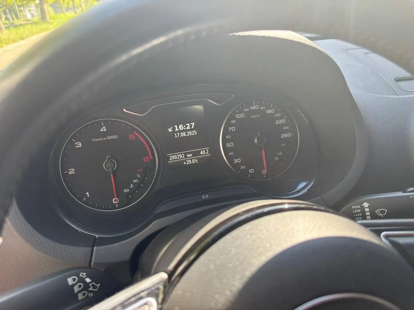 Audi A3 1.9 TDI Ambiente - 2