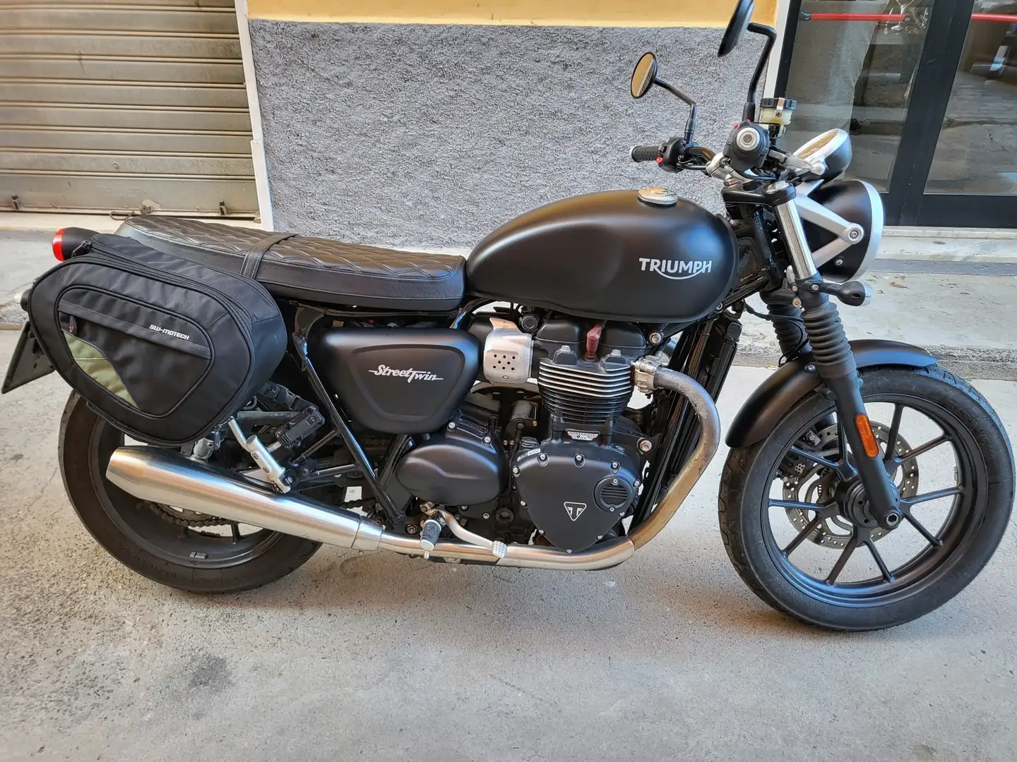 Triumph Speed Twin 900 anno 2016 Negru - 1