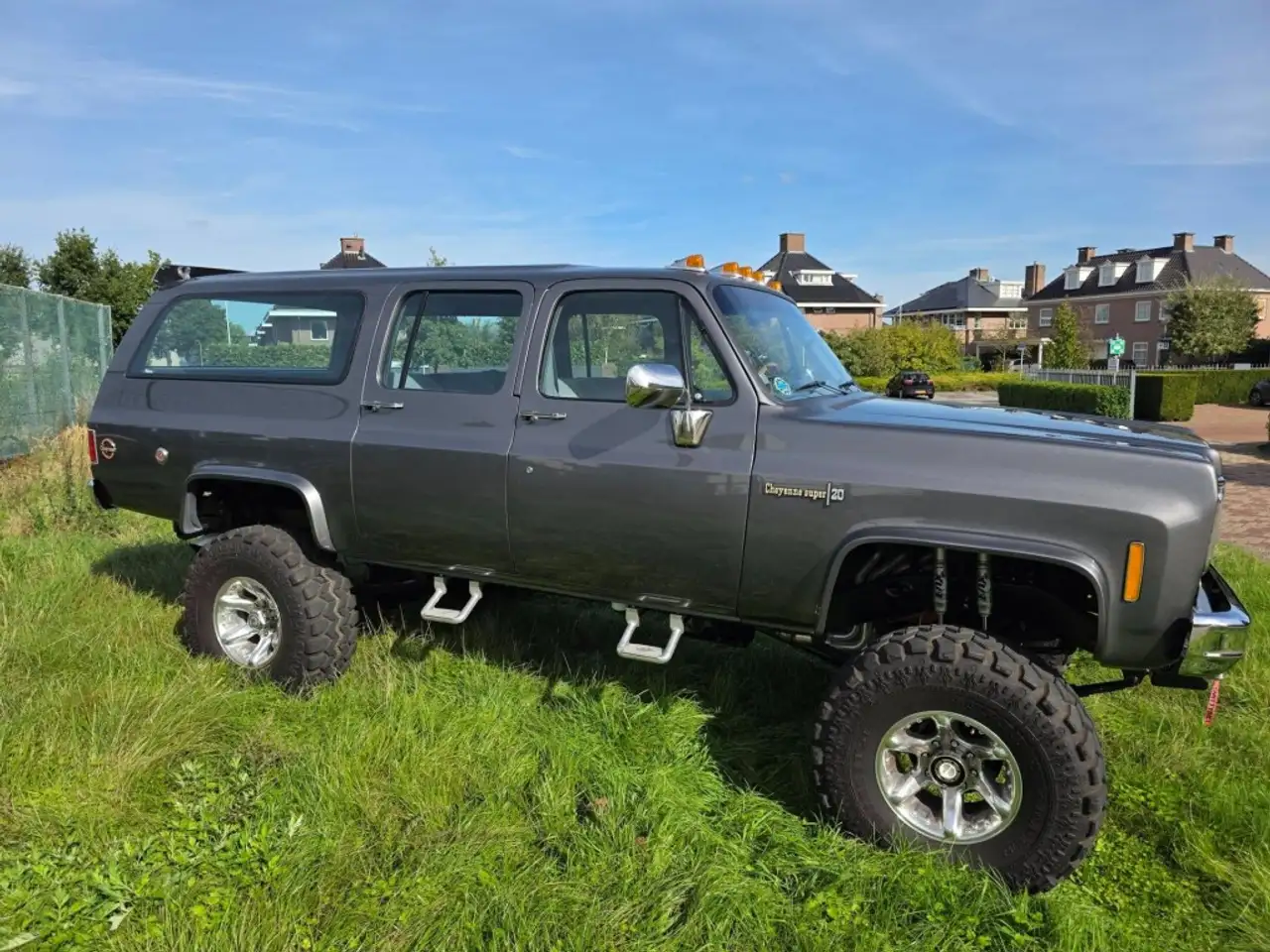Chevrolet Suburban -, foto 9