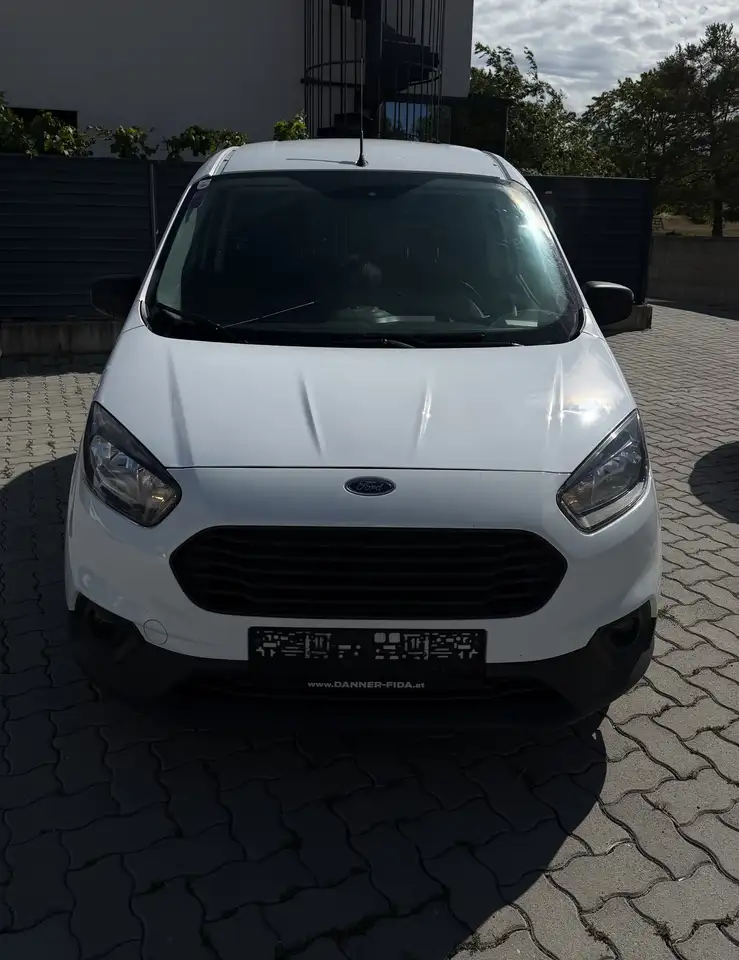 Ford Transit Courier