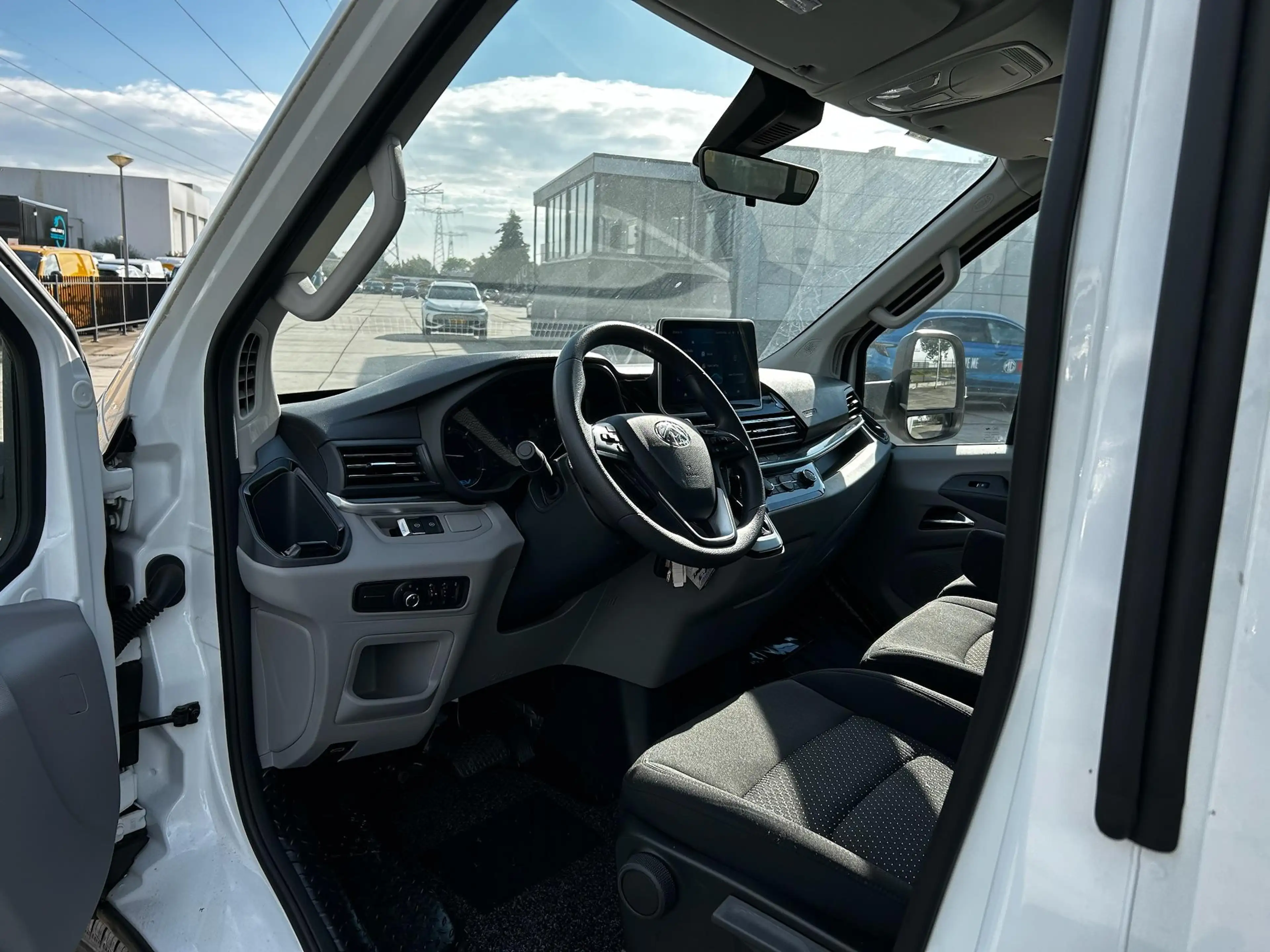 Maxus eDeliver 9 L4 Citybox 65 kWh | 11kw AC | 3.500kg | 750kg Laad — photo 12