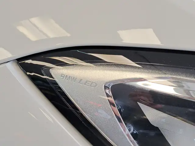 BMW 3 Series view 6