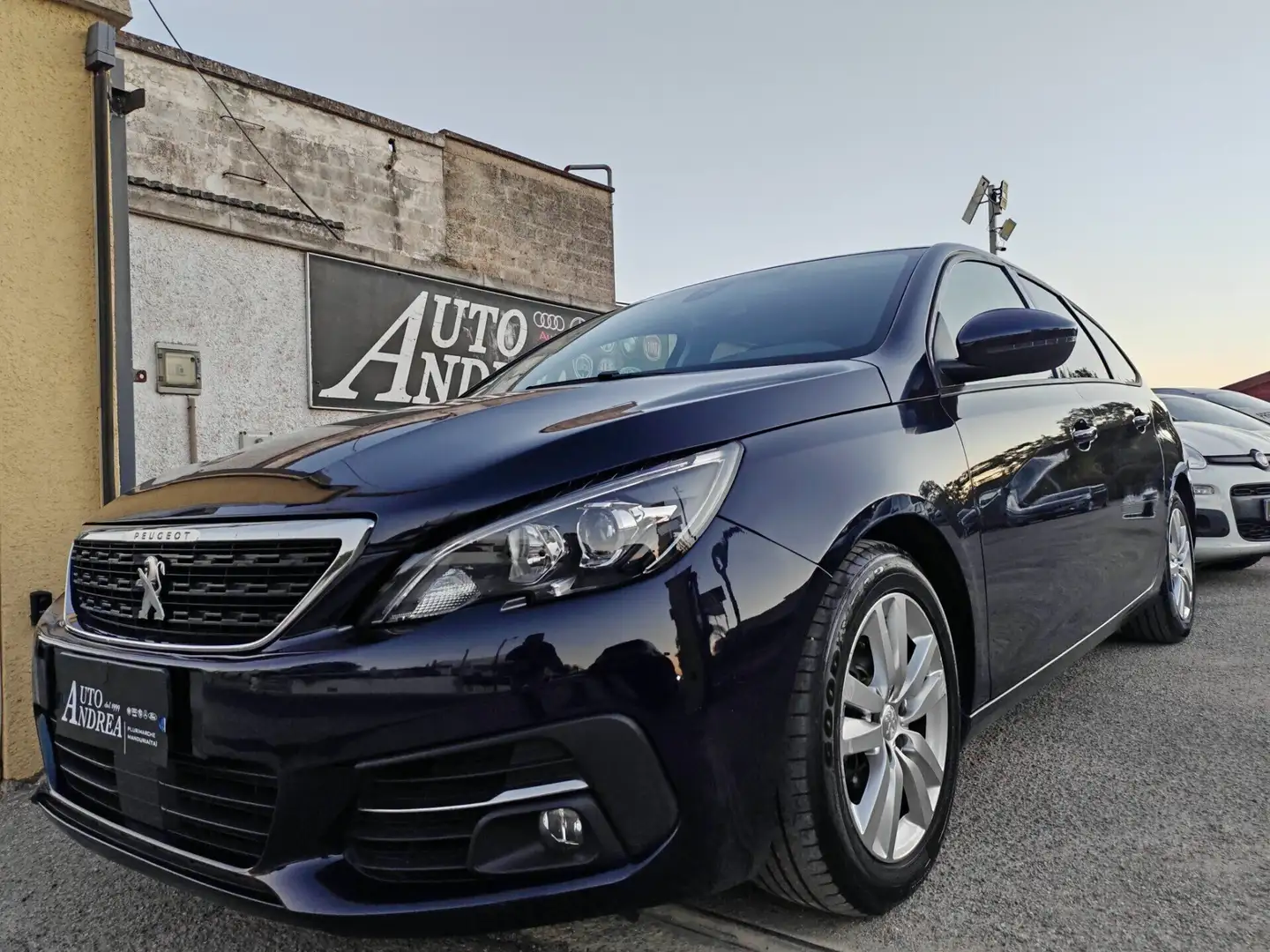 Peugeot 308 Peugeot 308 15BlueHDi navig led Autocarro n.1 2020 Blu/Azzurro - 1
