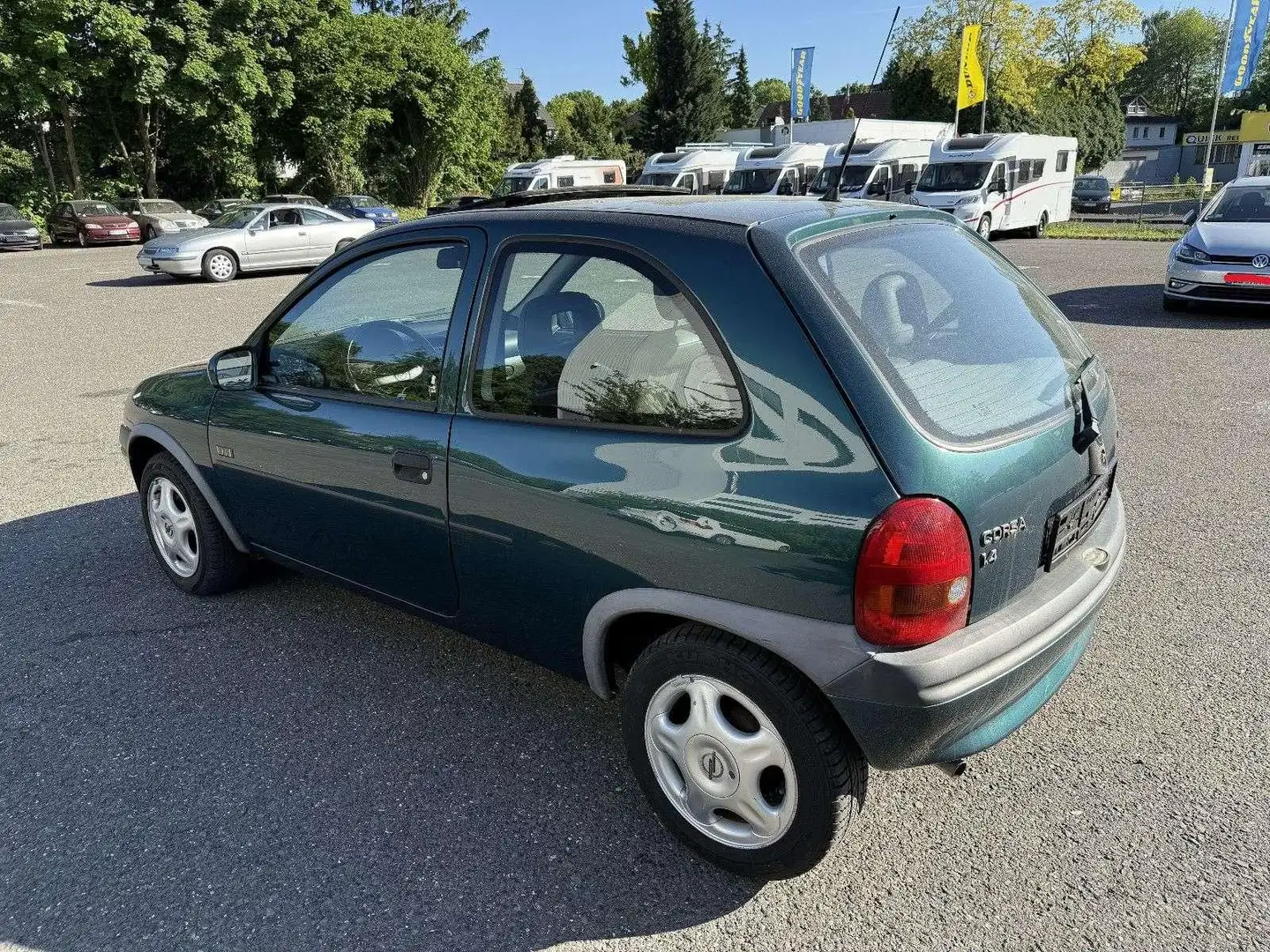 Opel Corsa 1.4 Vogue  Liebhaberfahrzeug Selten Grün - 2