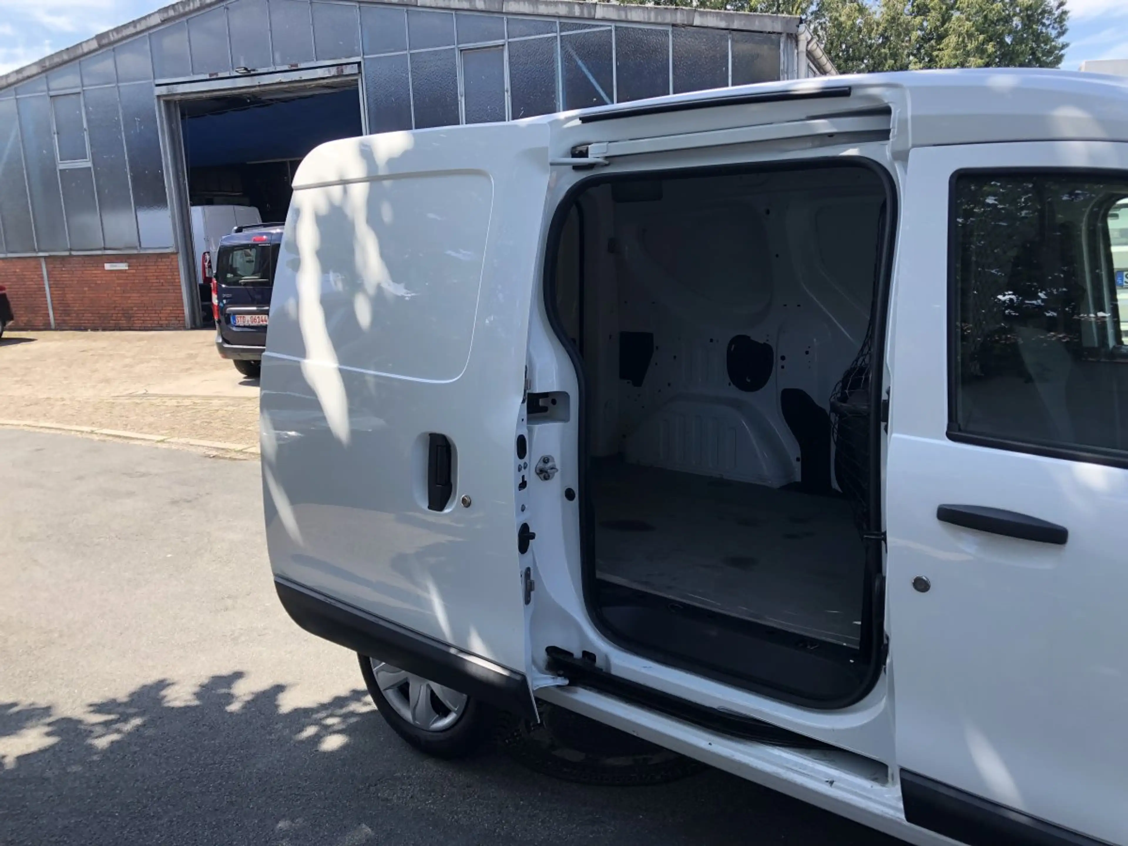 Dacia Dokker Express Ambiance 1,6 MPI 85 — photo 11