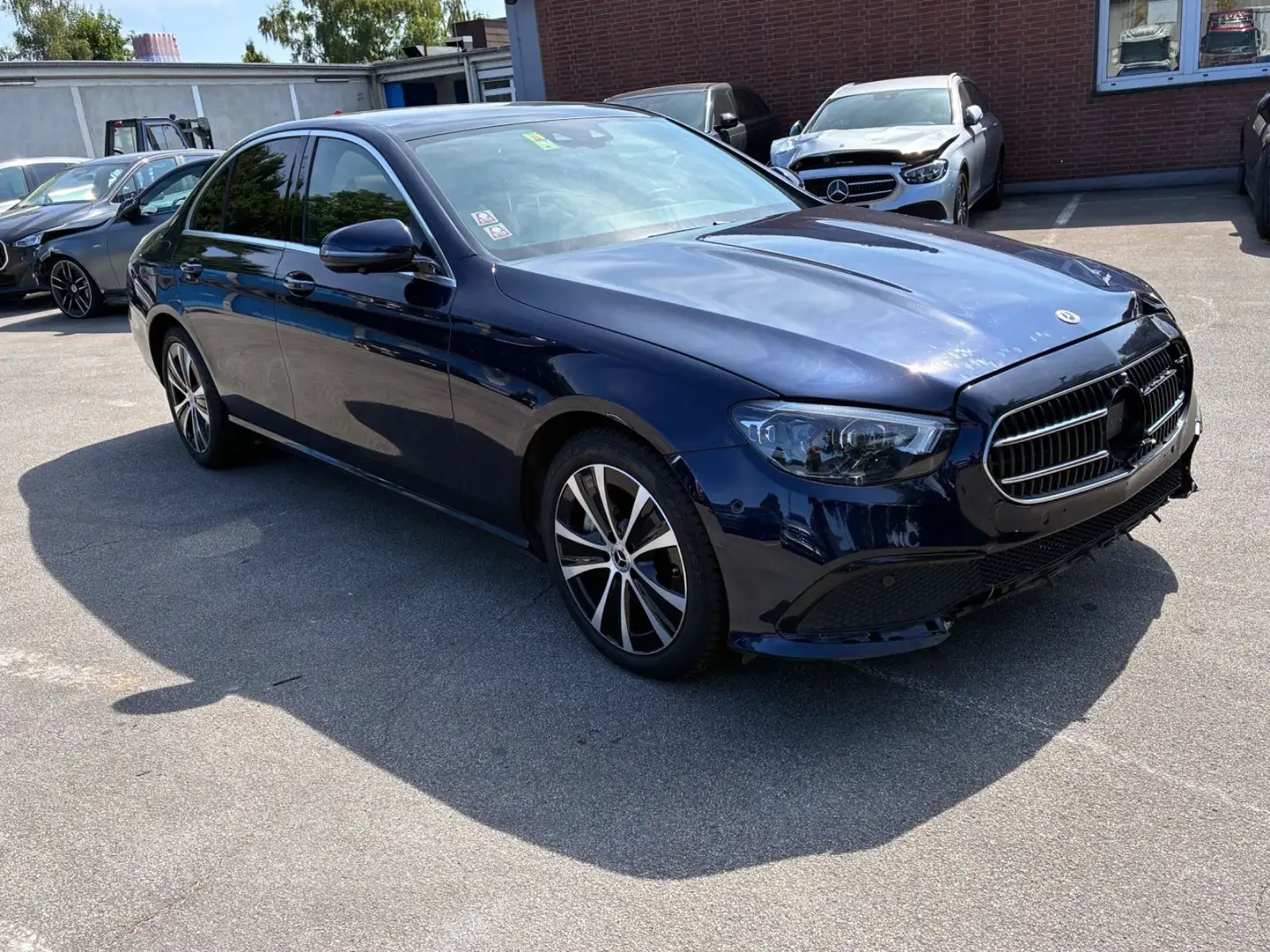Mercedes-Benz E 400 d 4M Avantgarde *Panorama*360°Cam*Distronic Bleu - 2