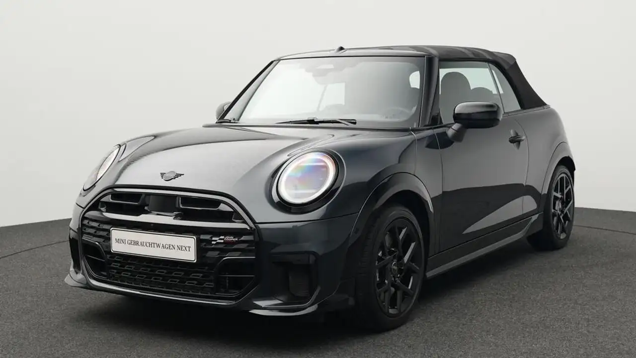 MINI Cooper S Cabrio John Cooper Works Trim