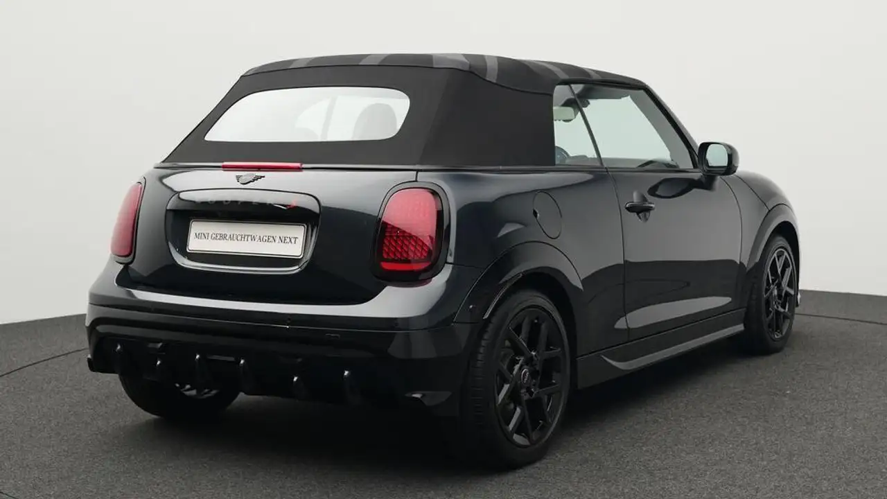 MINI Cooper S Cabrio John Cooper Works Trim 7