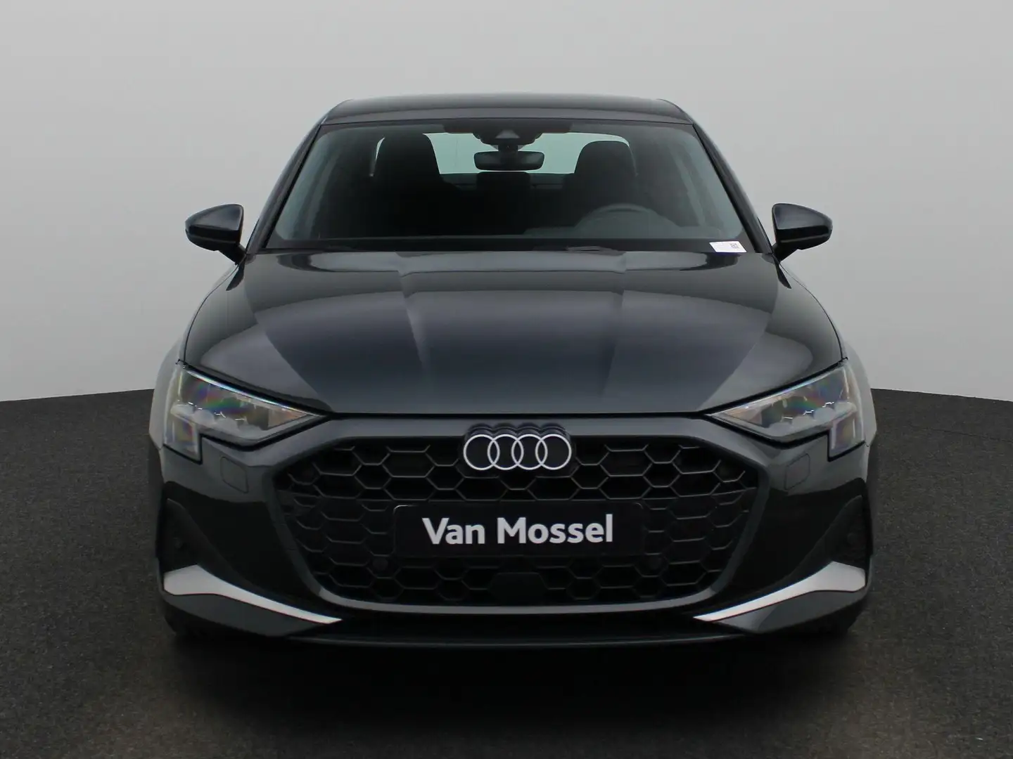 Audi A3 Limousine 35 TFSI Advanced edition 150 PK | Automa Grijs - 2