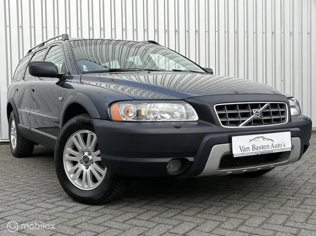 Volvo XC70 2.5 T AWD Momentum | Leder | 2e eig | Youngtimer |
