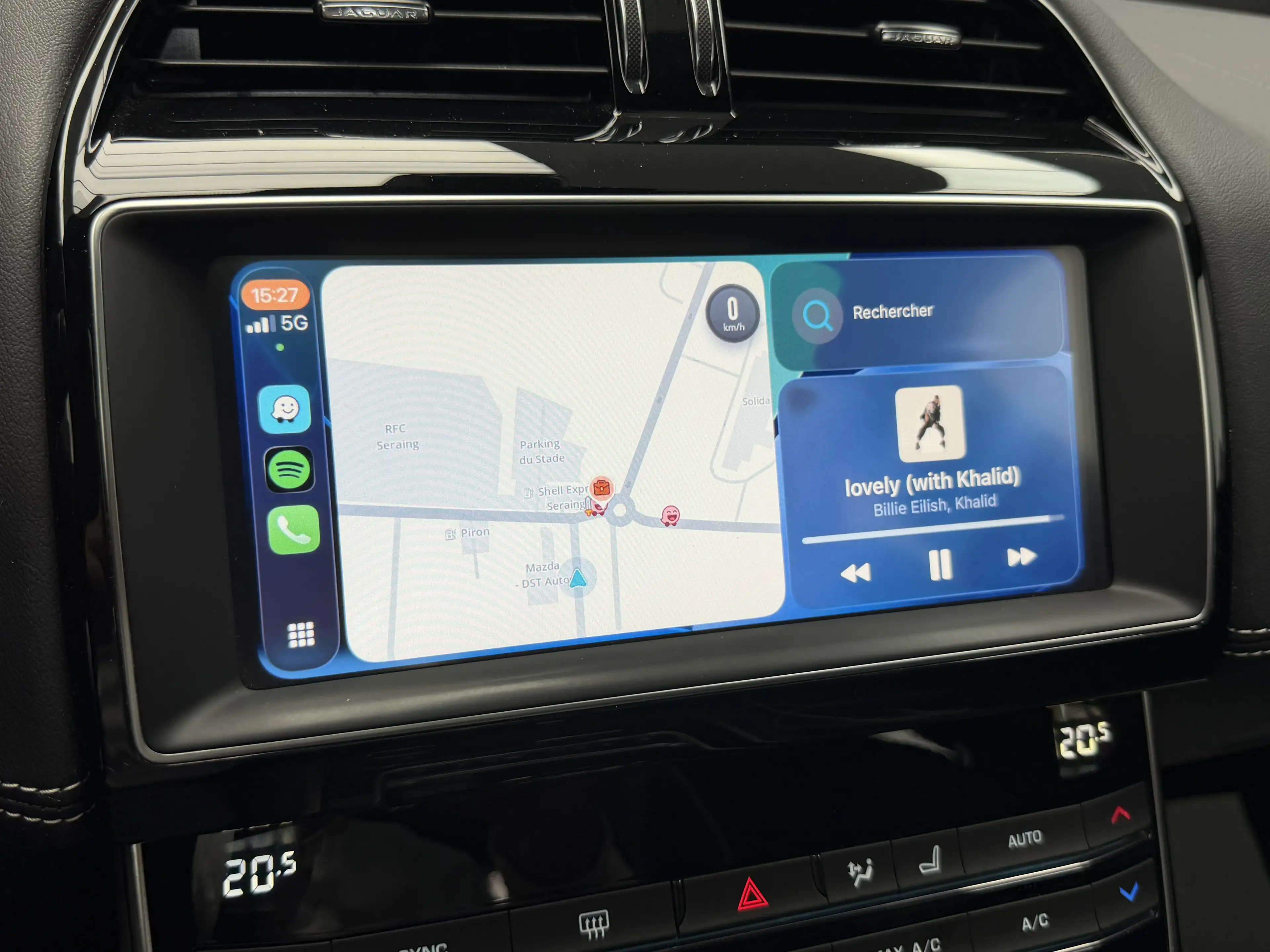 Jaguar XE 2.0 T Landmark Edition * 1ER PROP + CUIR + GPS * — photo 15