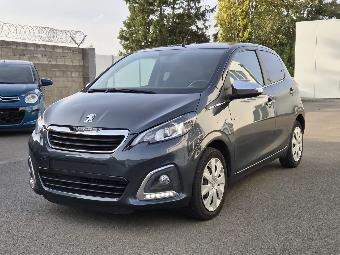 Peugeot 108 108 1.0 VTi Style S Grijs - 1