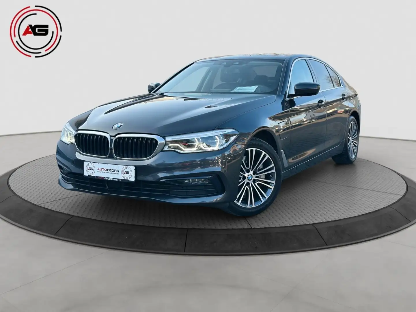 BMW 530 e xDrive SportLine LC.PRO AD.LED 360°ACC HUD Gris - 1