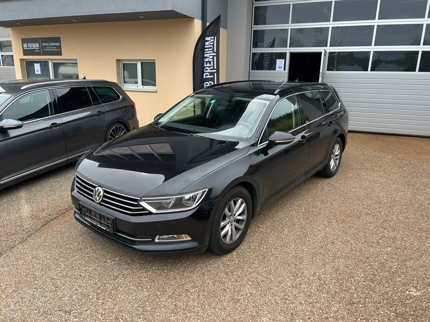 Volkswagen Passat Variant WVWZZZ3CZHE125481 Negru - 1