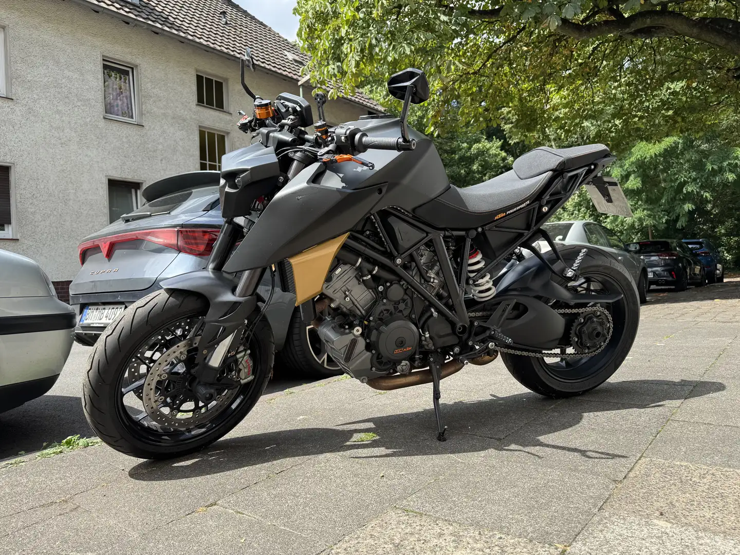 KTM 1290 Super Duke R - 2