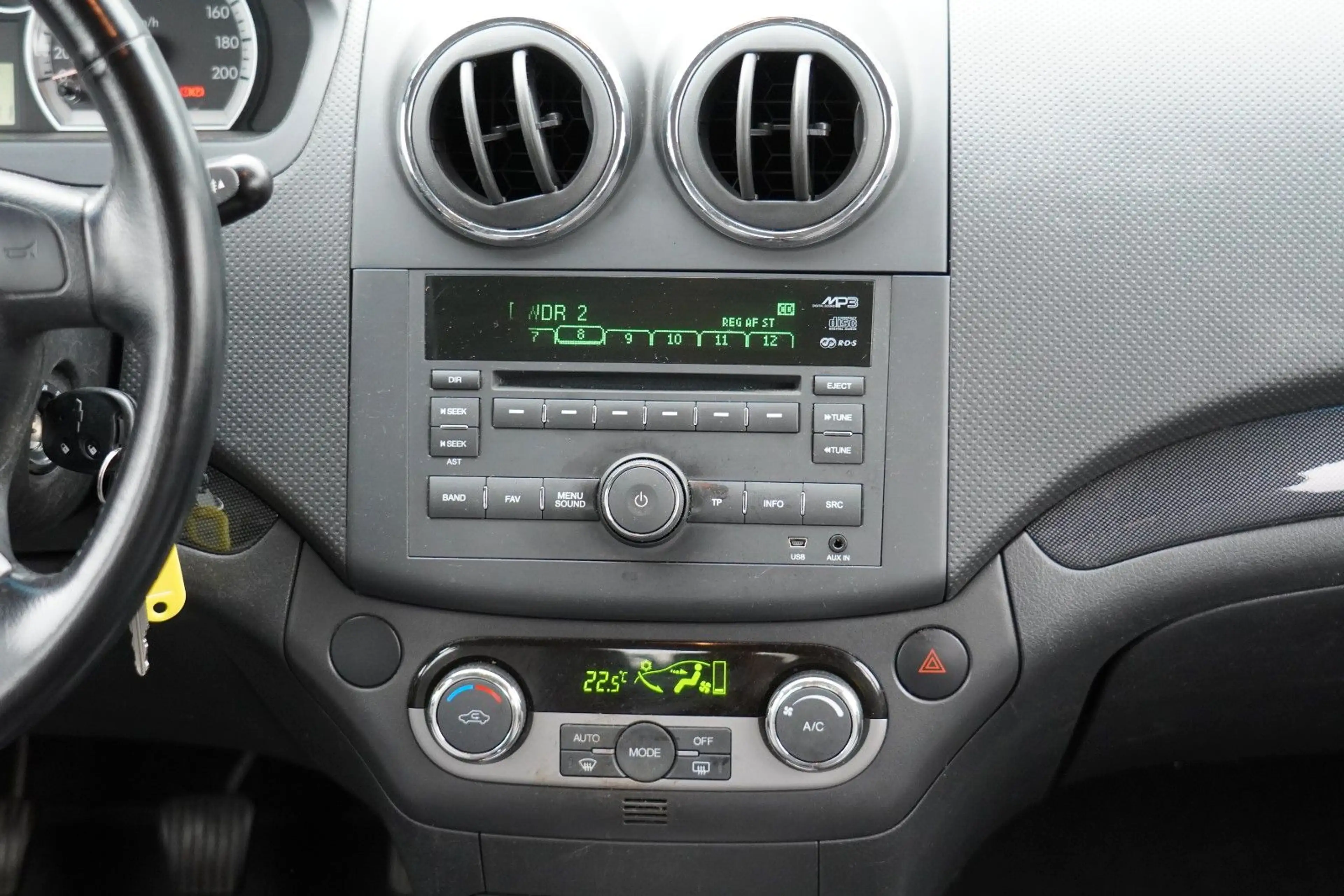 Chevrolet Aveo Schrägheck LT MIT 3 JAHREN GARANTIE — photo 12