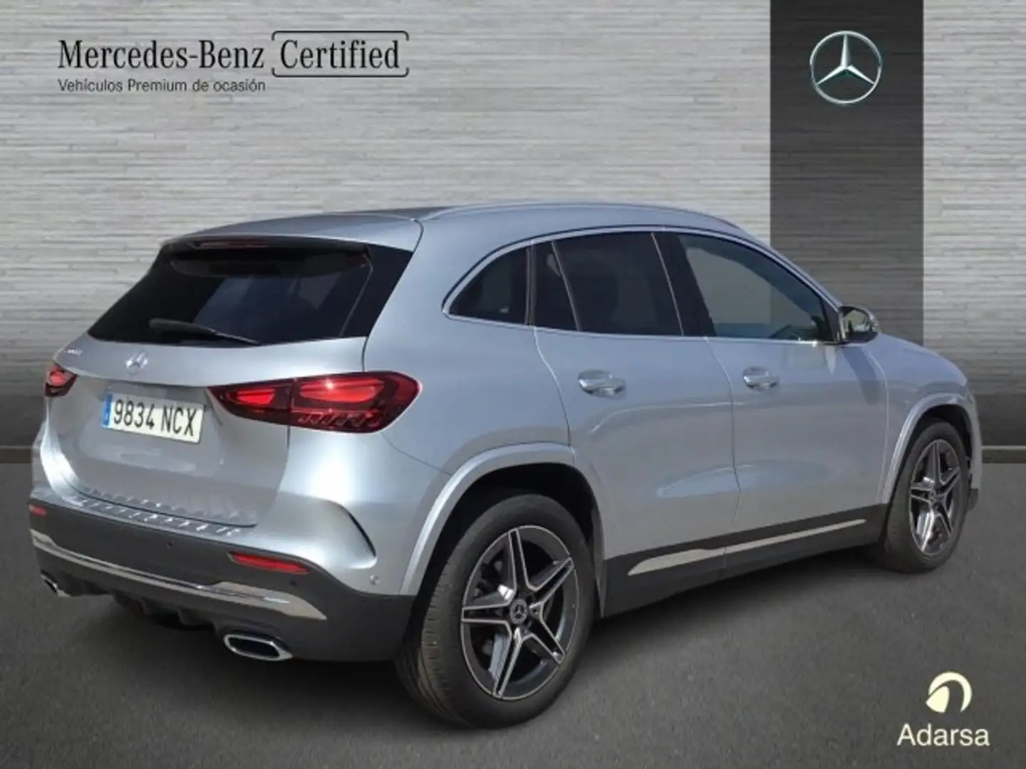 Mercedes-Benz GLA 200 d - 2