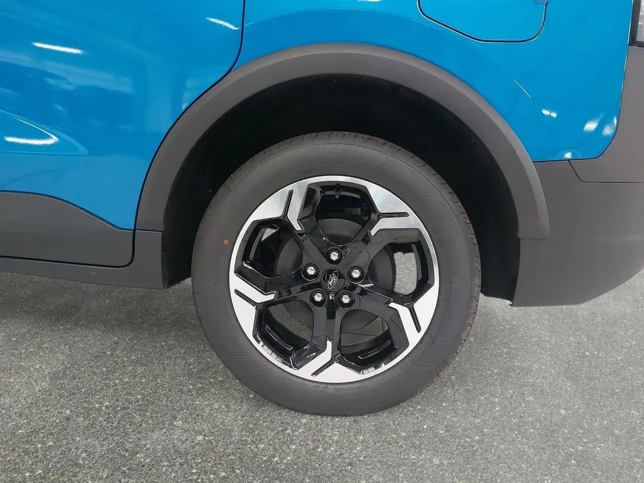 Ford Tourneo Courier TOURNEO COURIER 1.0 EB AUT. ACTIVE NAVI+ACC+WINTER 7
