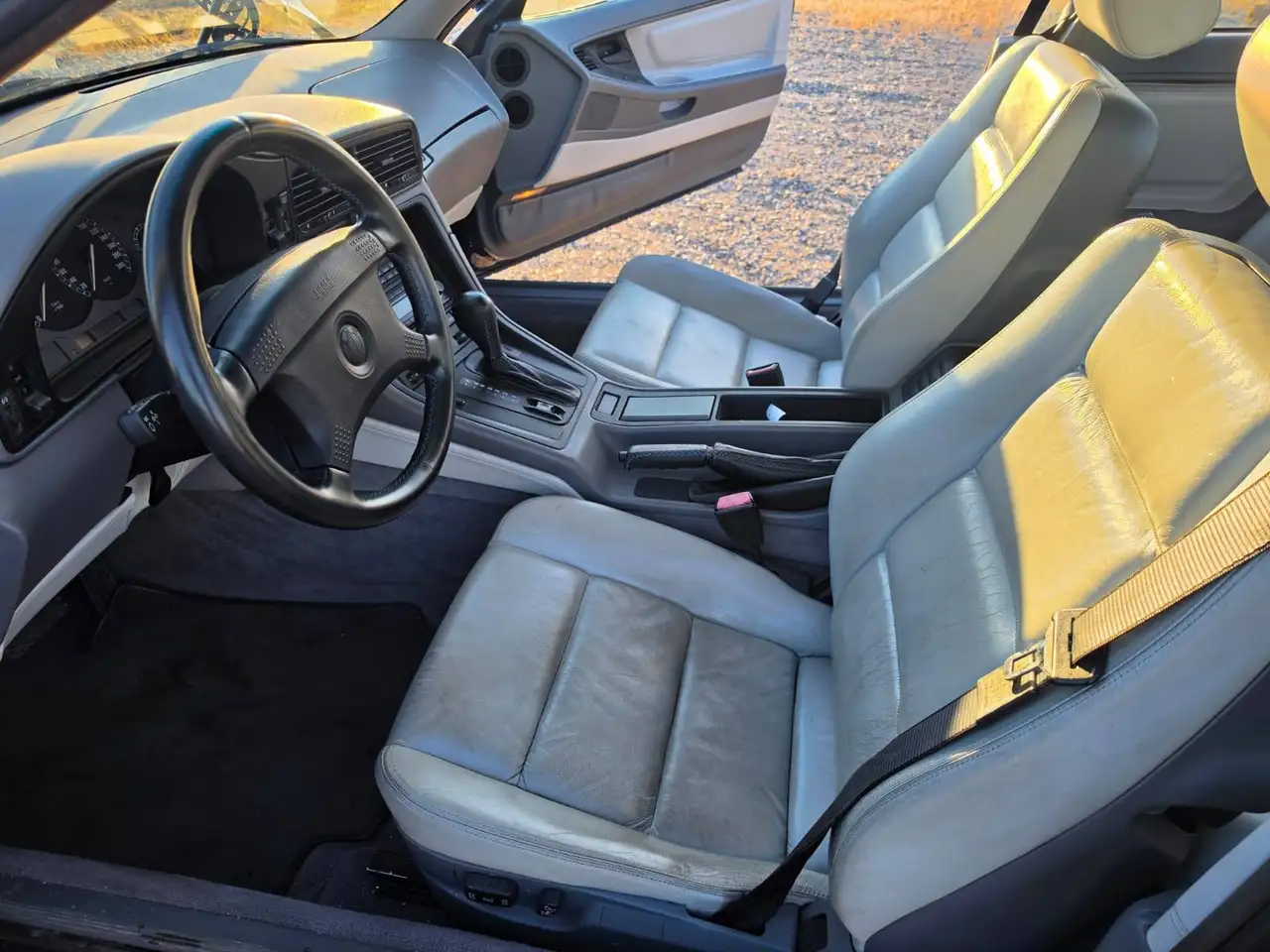 BMW 850i, foto 12